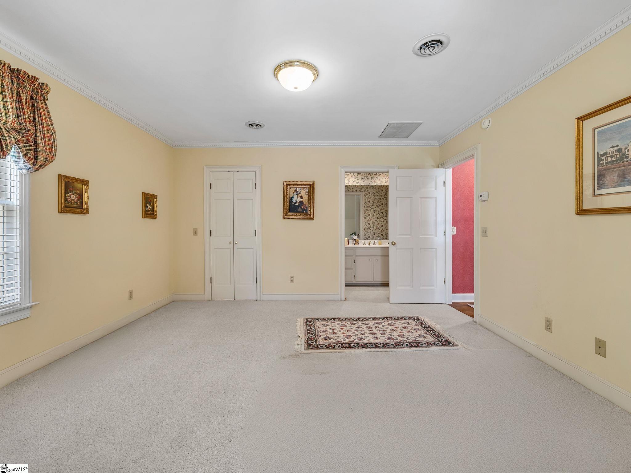 100 Crestview Drive Property Photo 38
