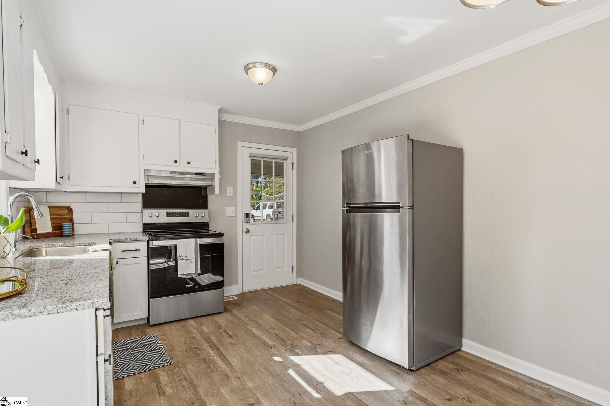 104 Elkwood Street Property Photo 10