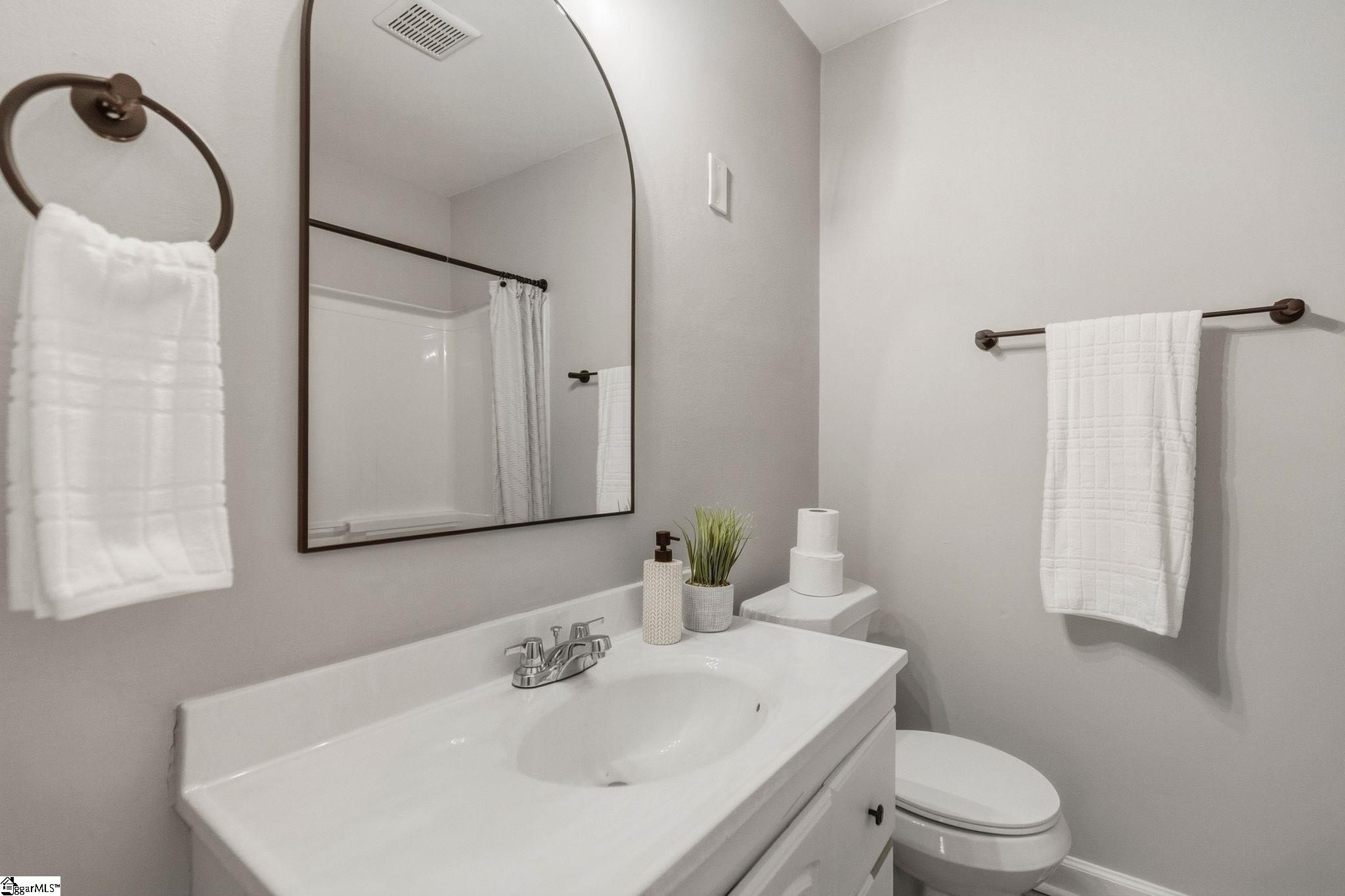 104 Elkwood Street Property Photo 25