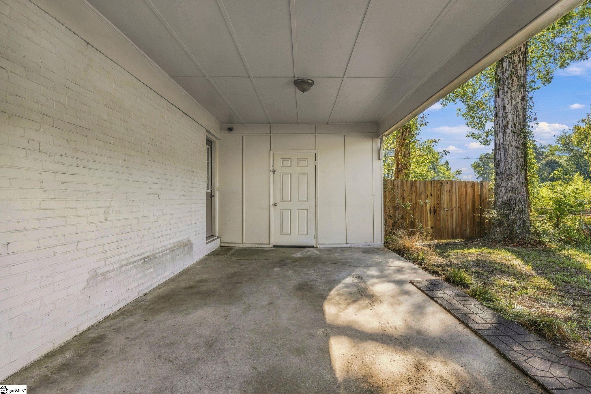 104 Elkwood Street Property Photo 29
