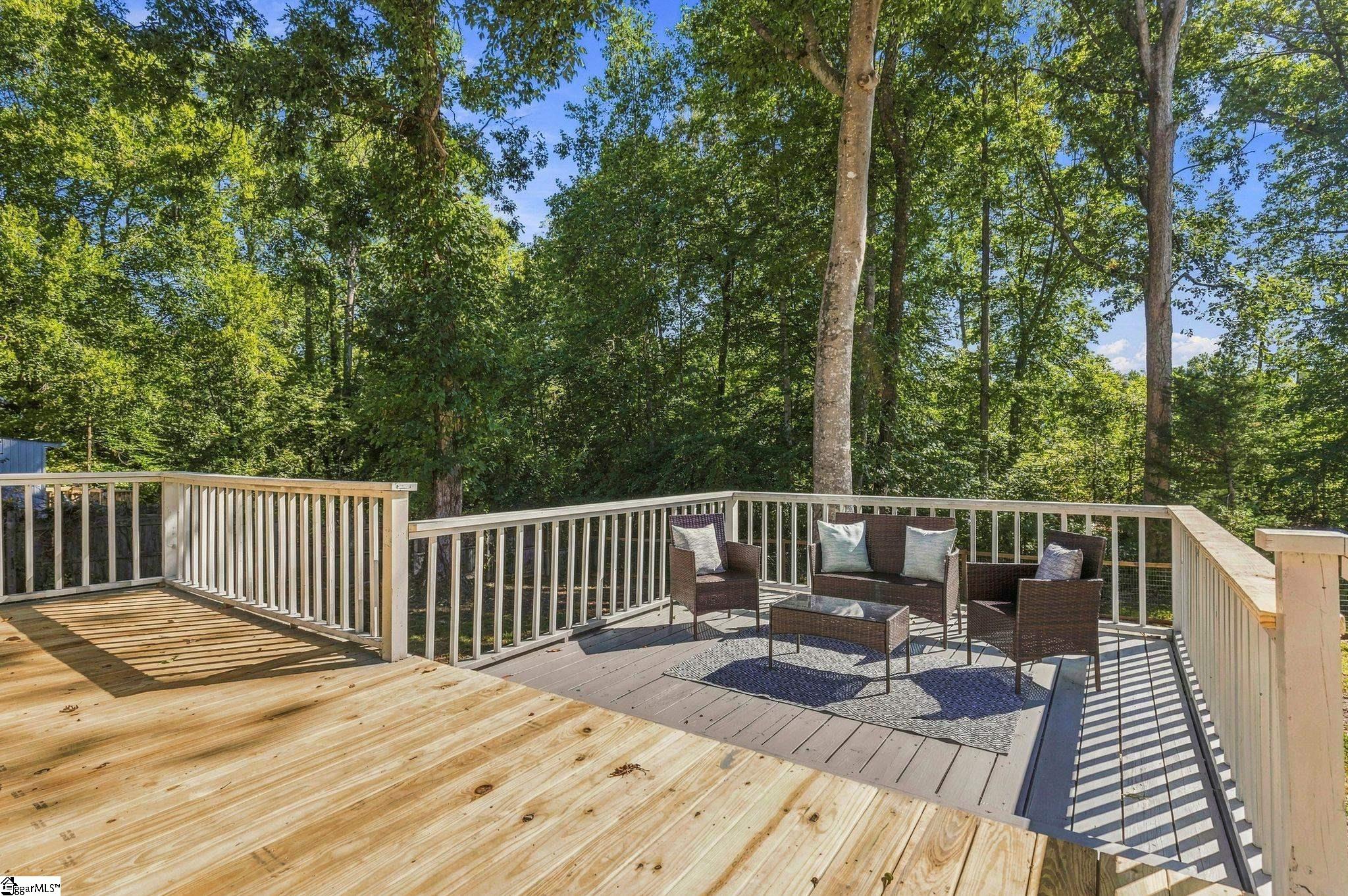 104 Elkwood Street Property Photo 30