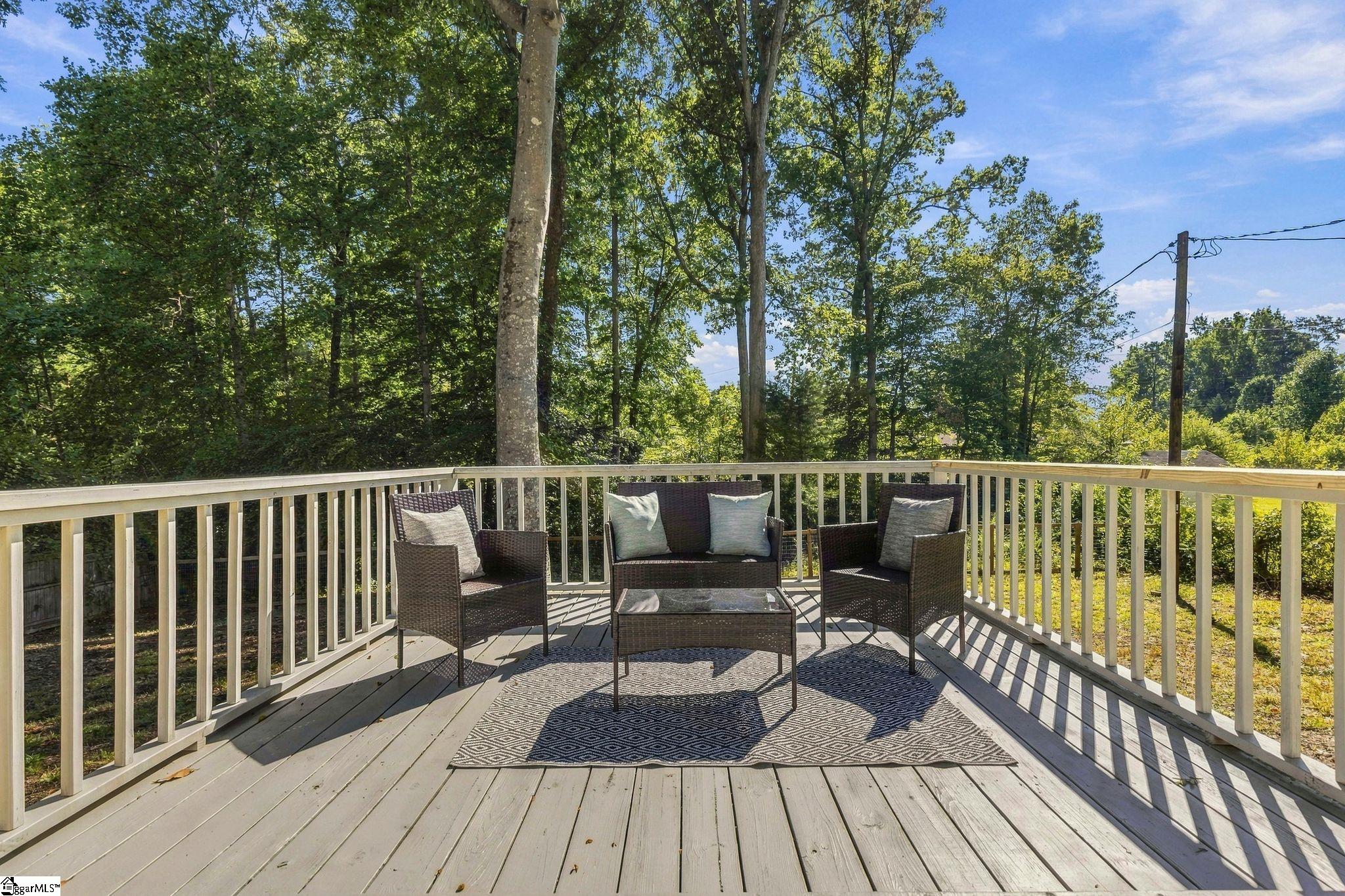 104 Elkwood Street Property Photo 31