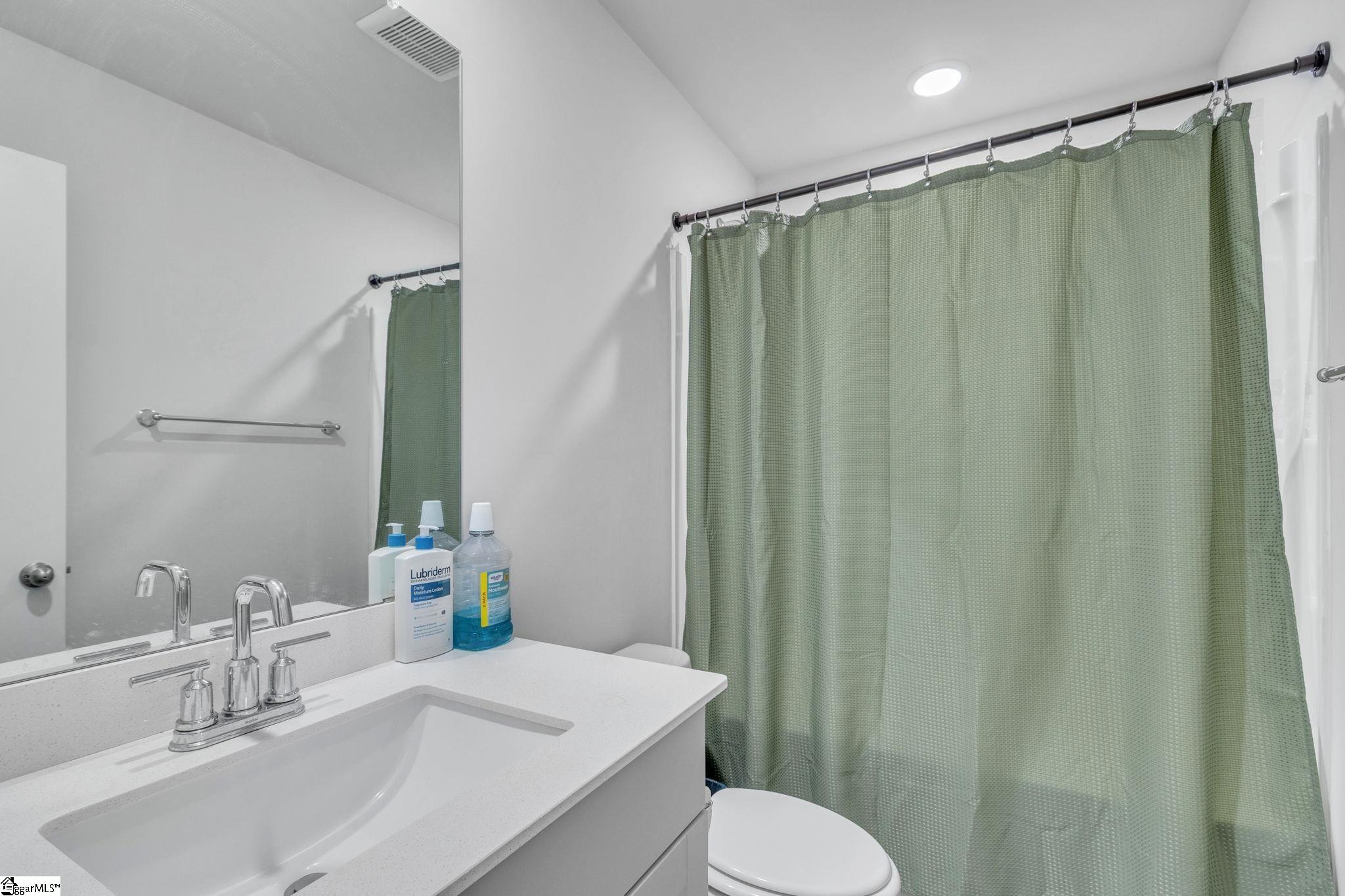 912 Burghley Circle Property Photo 23