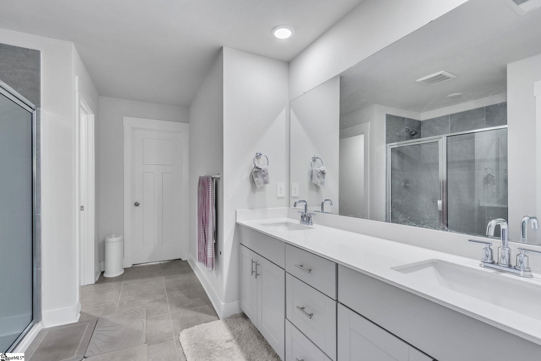 912 Burghley Circle Property Photo 26