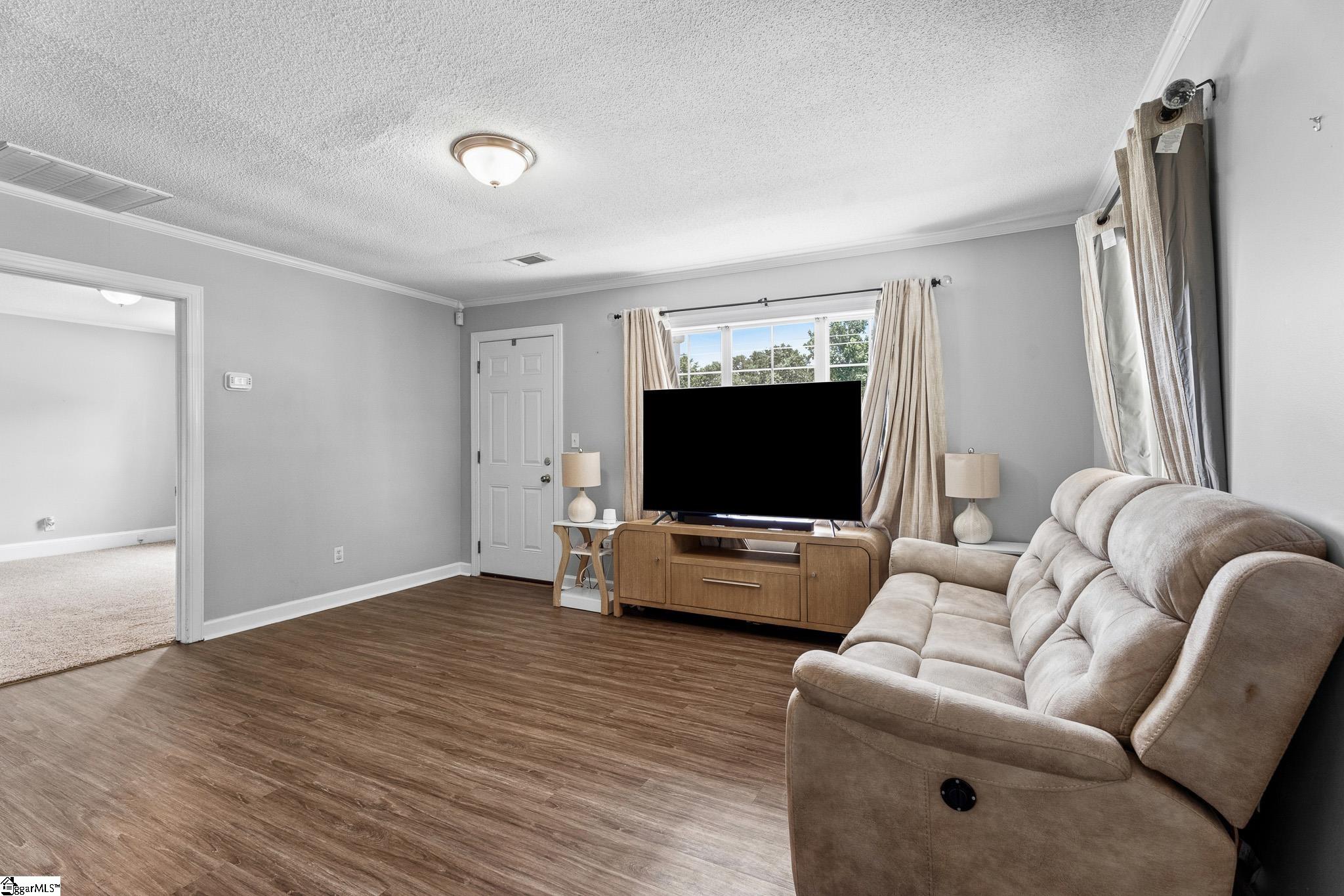 115 Clover Street Property Photo 6