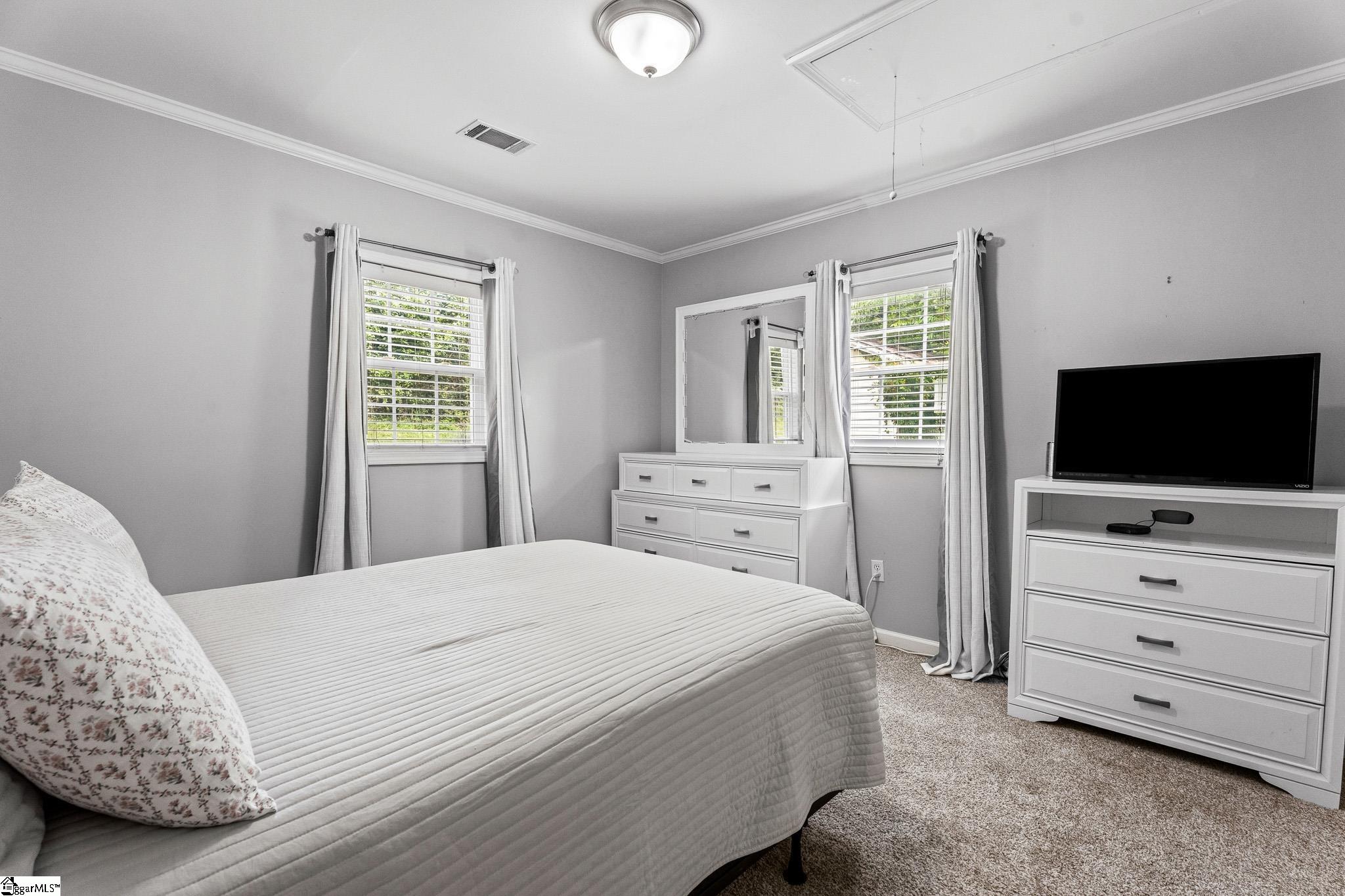 115 Clover Street Property Photo 16