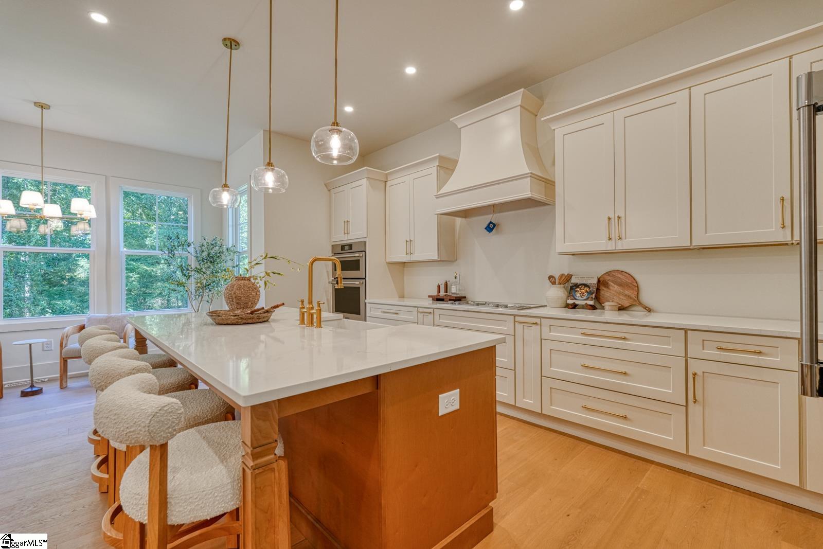 2040 Ivy Cottage Path Property Photo 16
