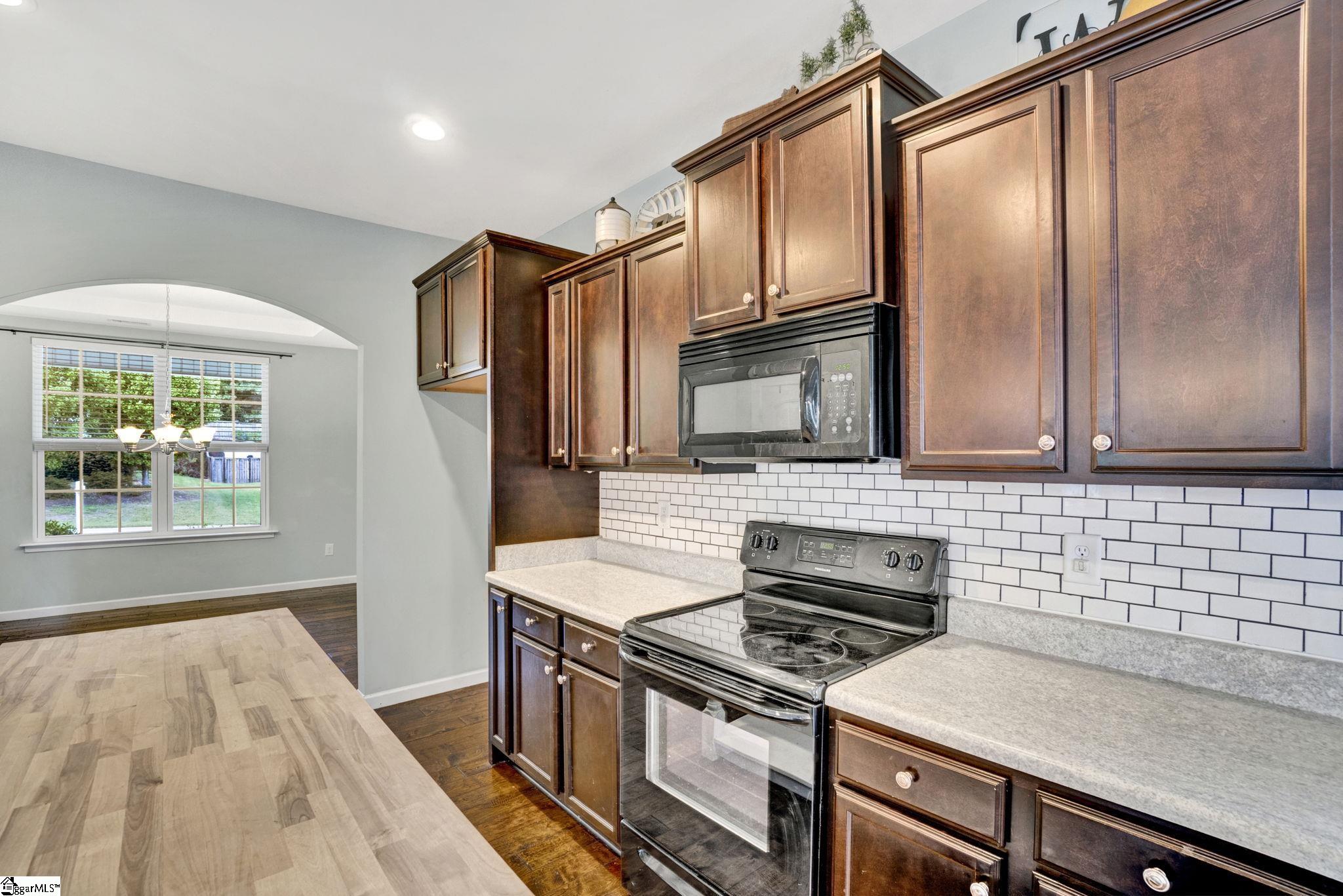339 Hamilton Parkway Property Photo 15