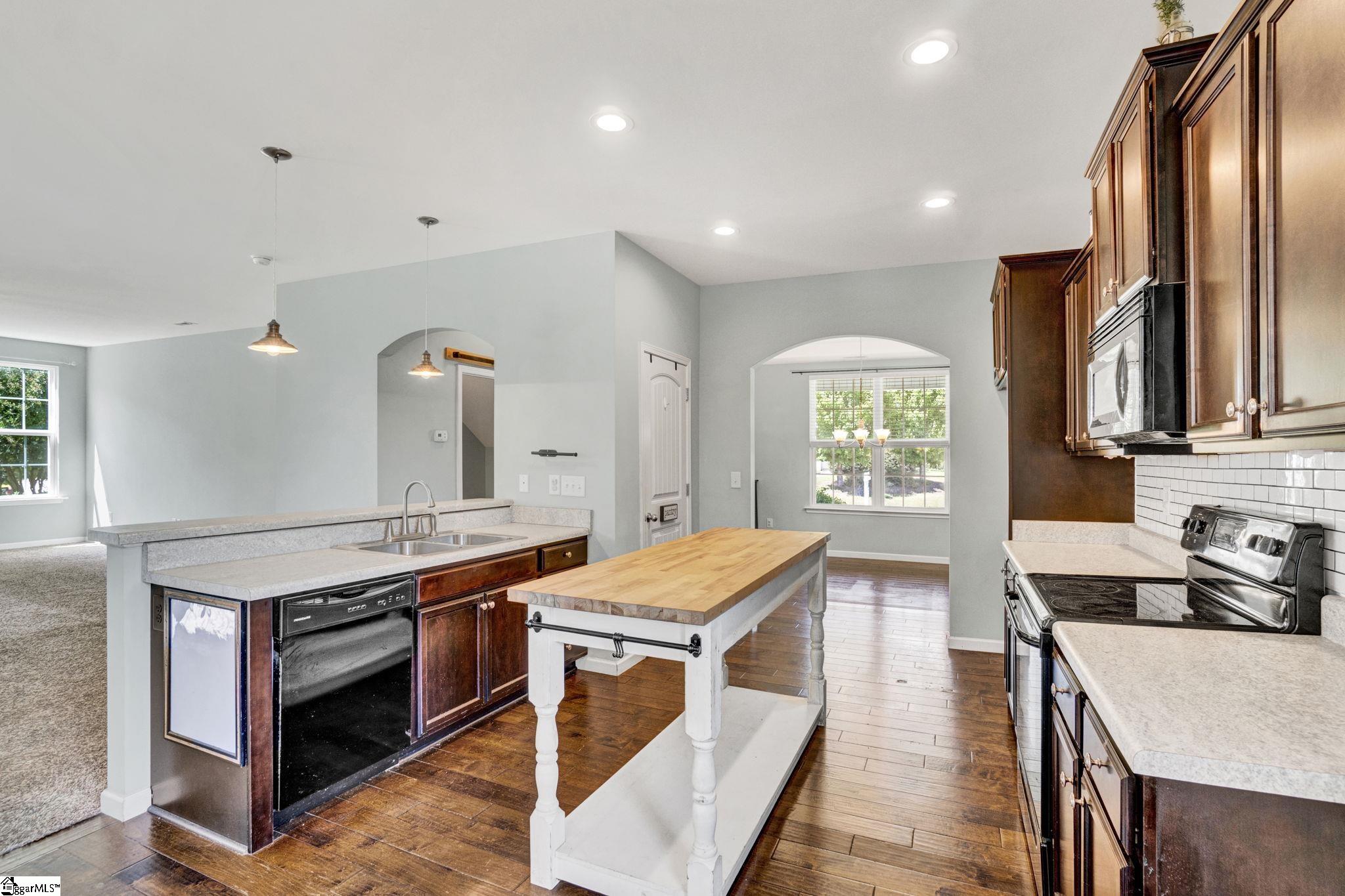 339 Hamilton Parkway Property Photo 17
