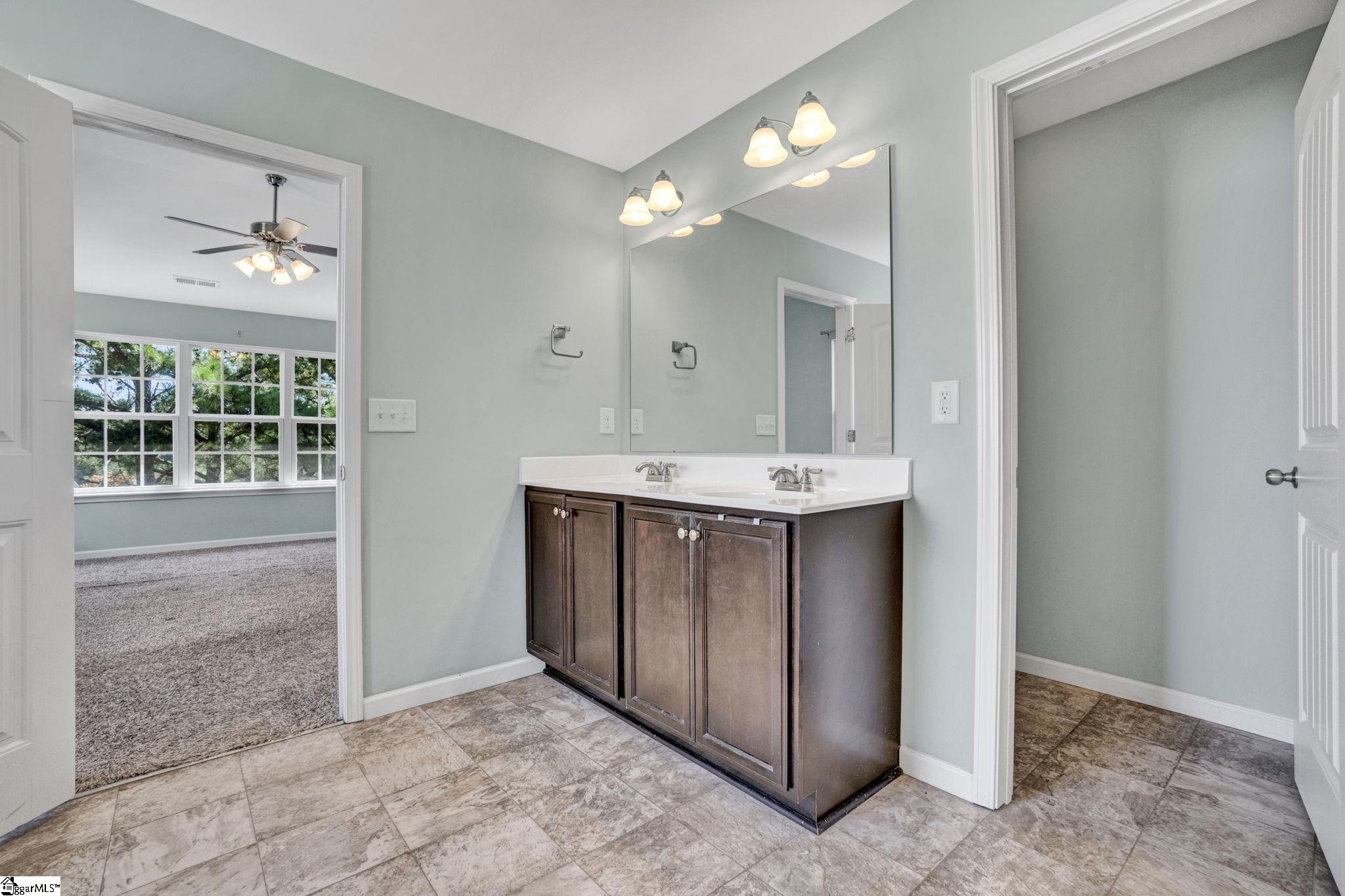 339 Hamilton Parkway Property Photo 26