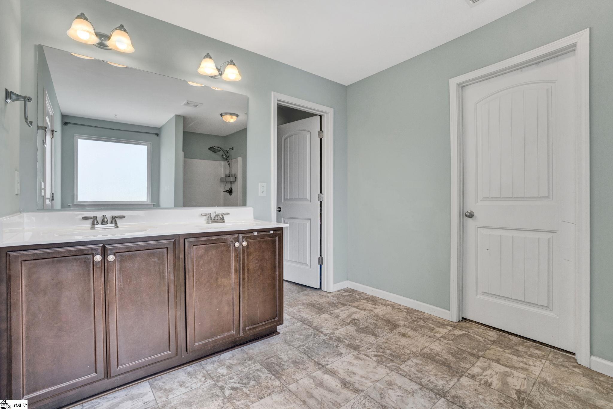 339 Hamilton Parkway Property Photo 27