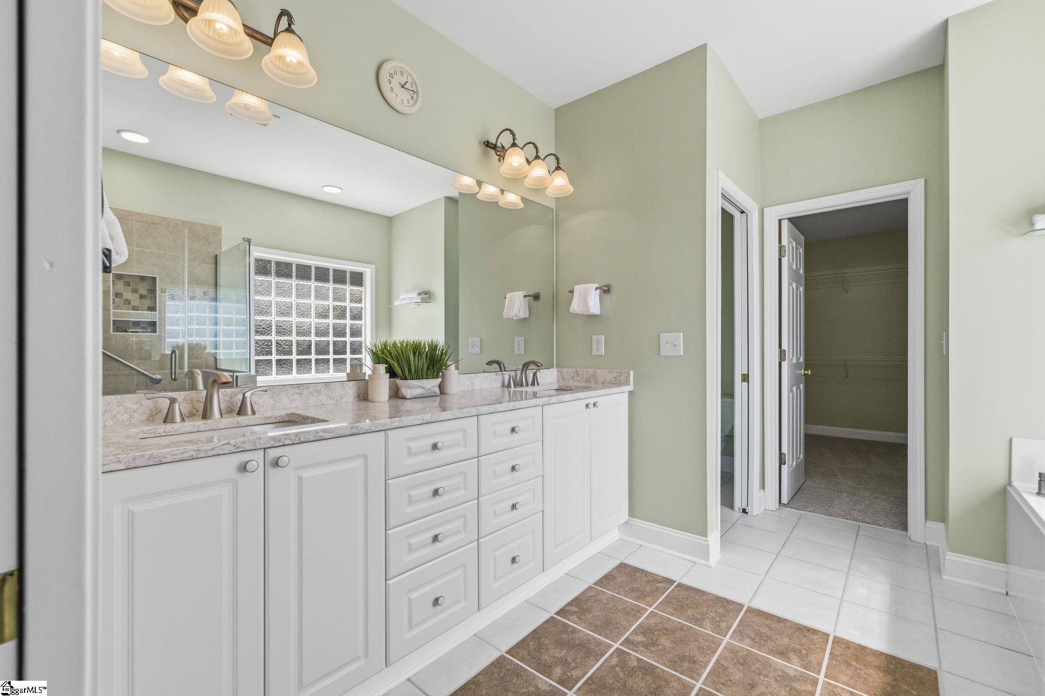 703 Meadow Haze Court Property Photo 16