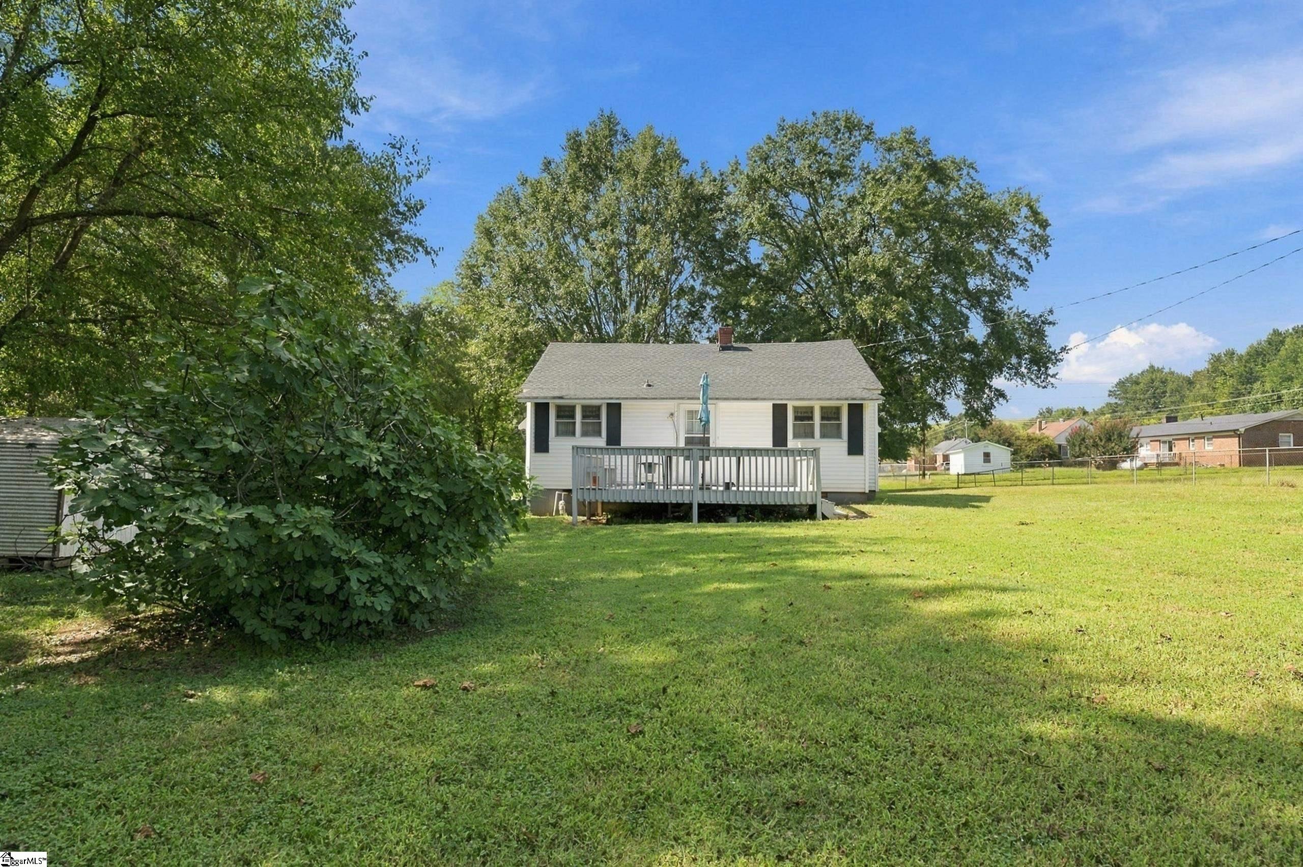 311 Robinson Drive Property Photo 2