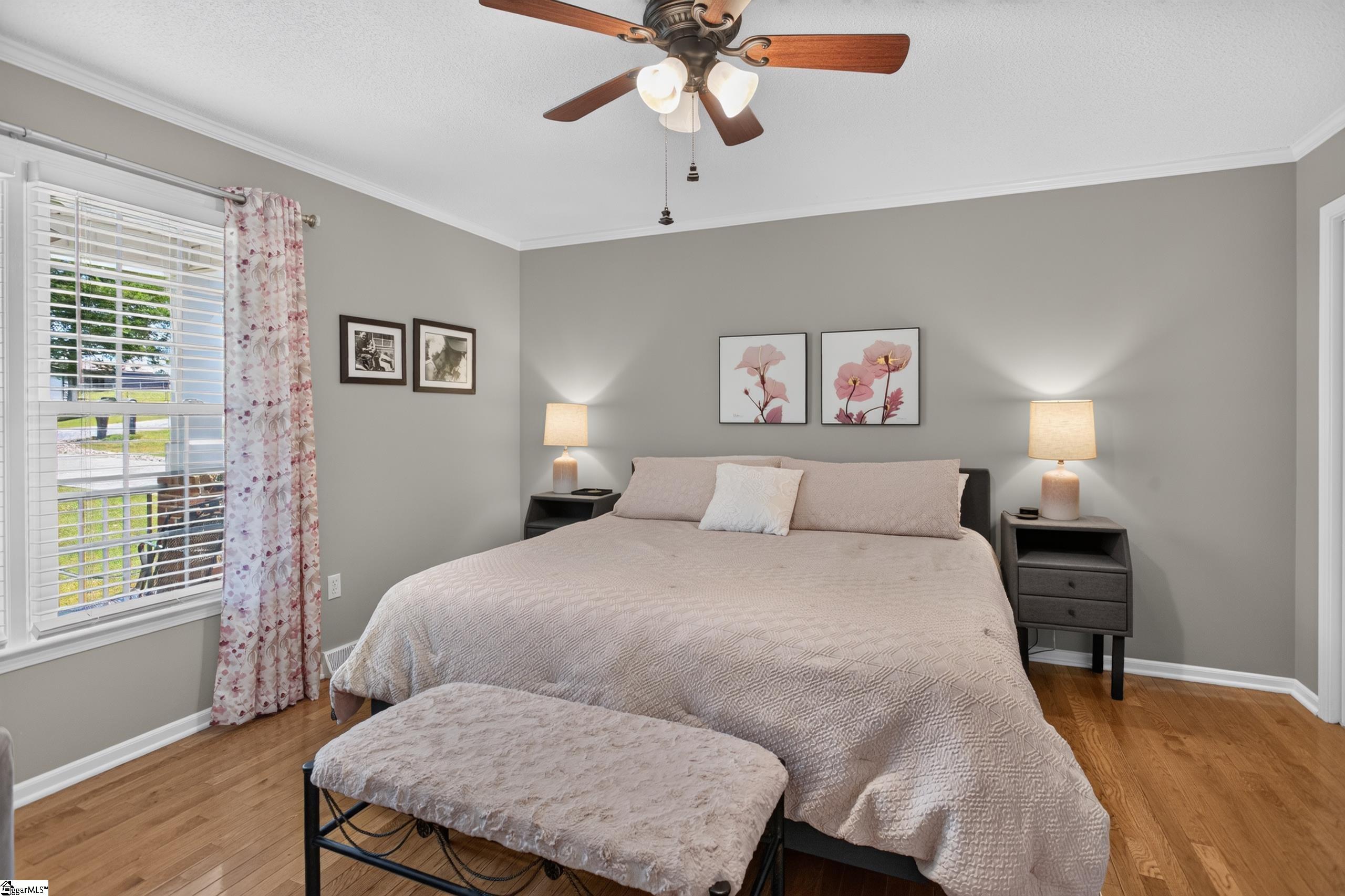 307 Country Glen Property Photo 14