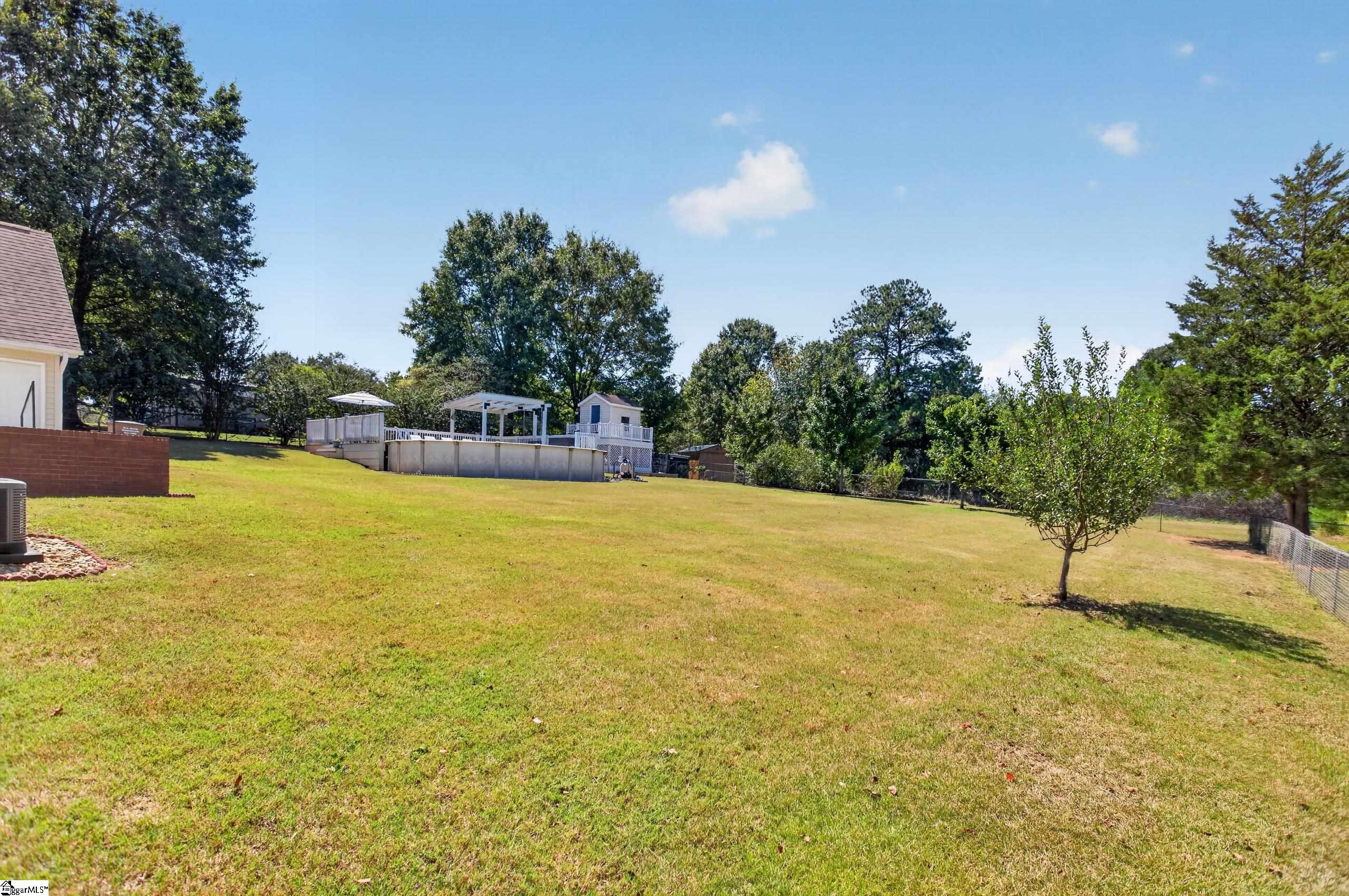 307 Country Glen Property Photo 31