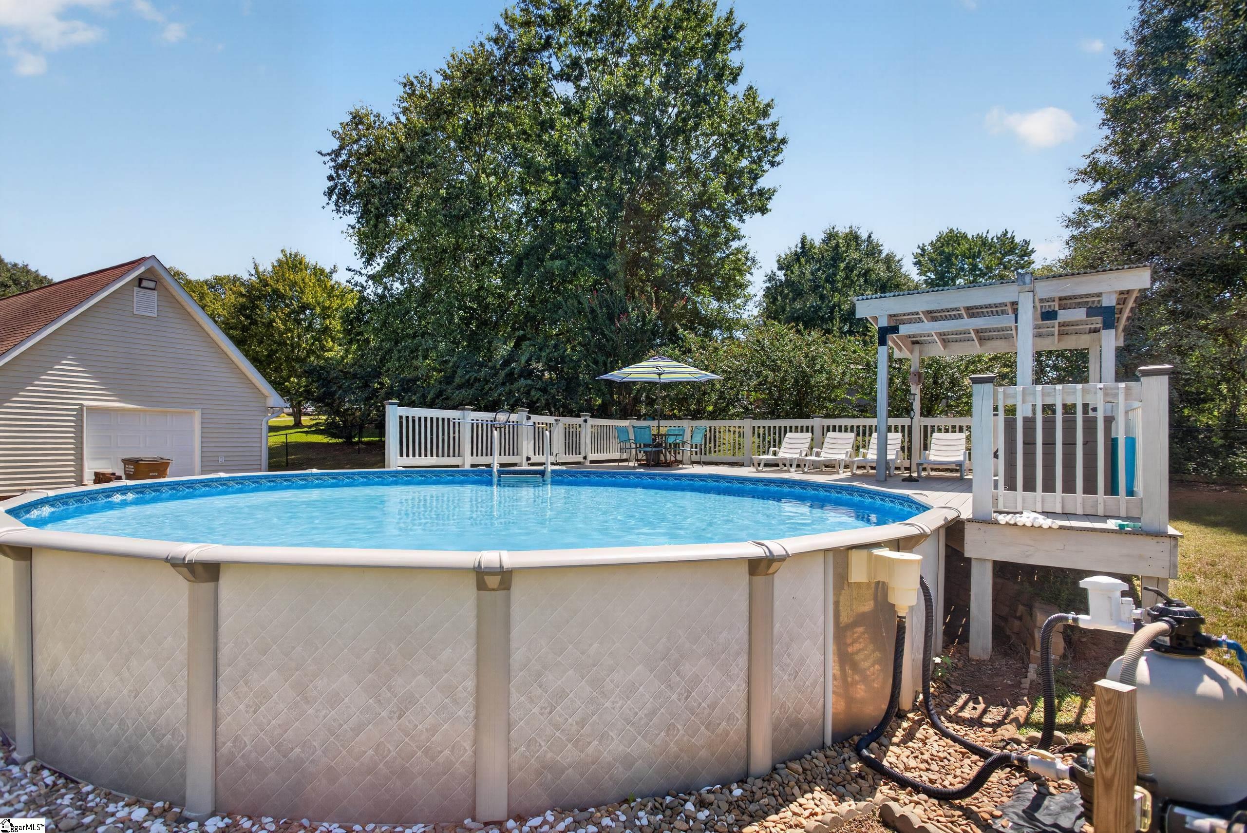 307 Country Glen Property Photo 35