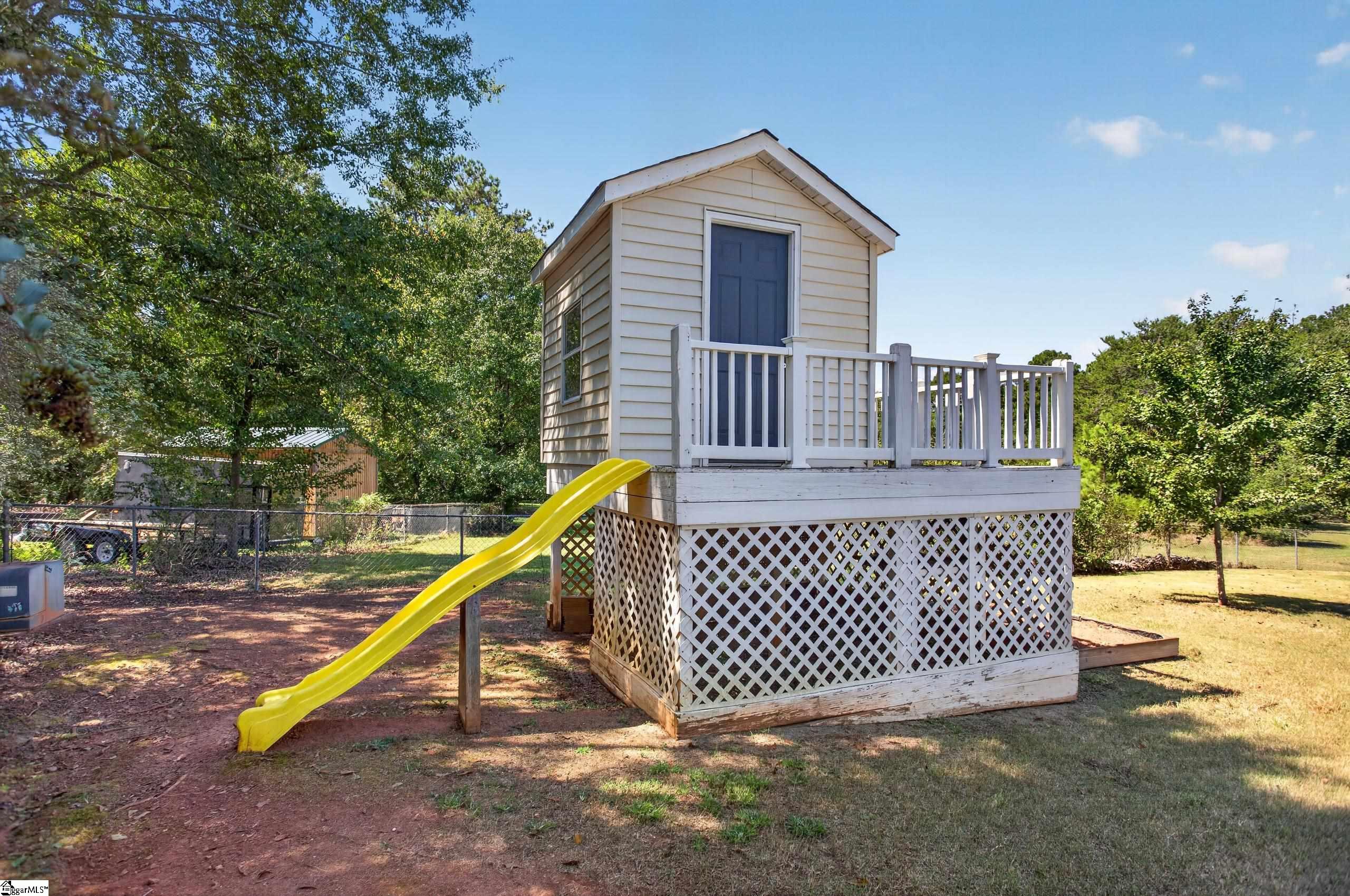307 Country Glen Property Photo 36