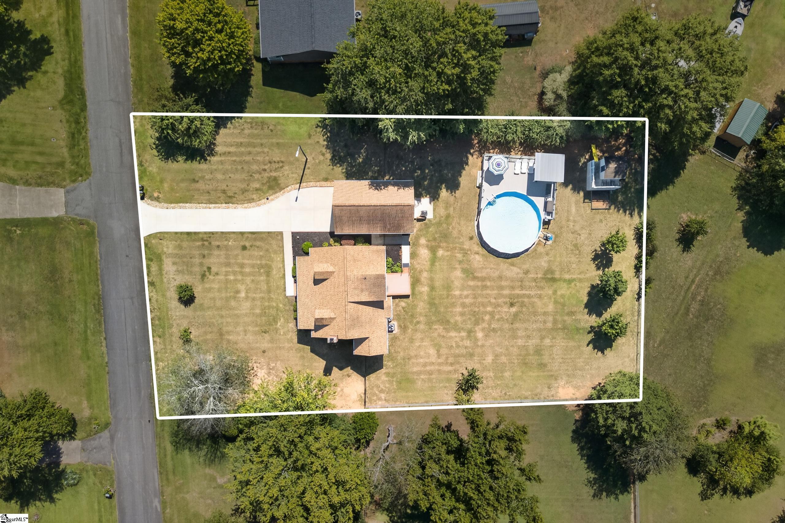 307 Country Glen Property Photo 48