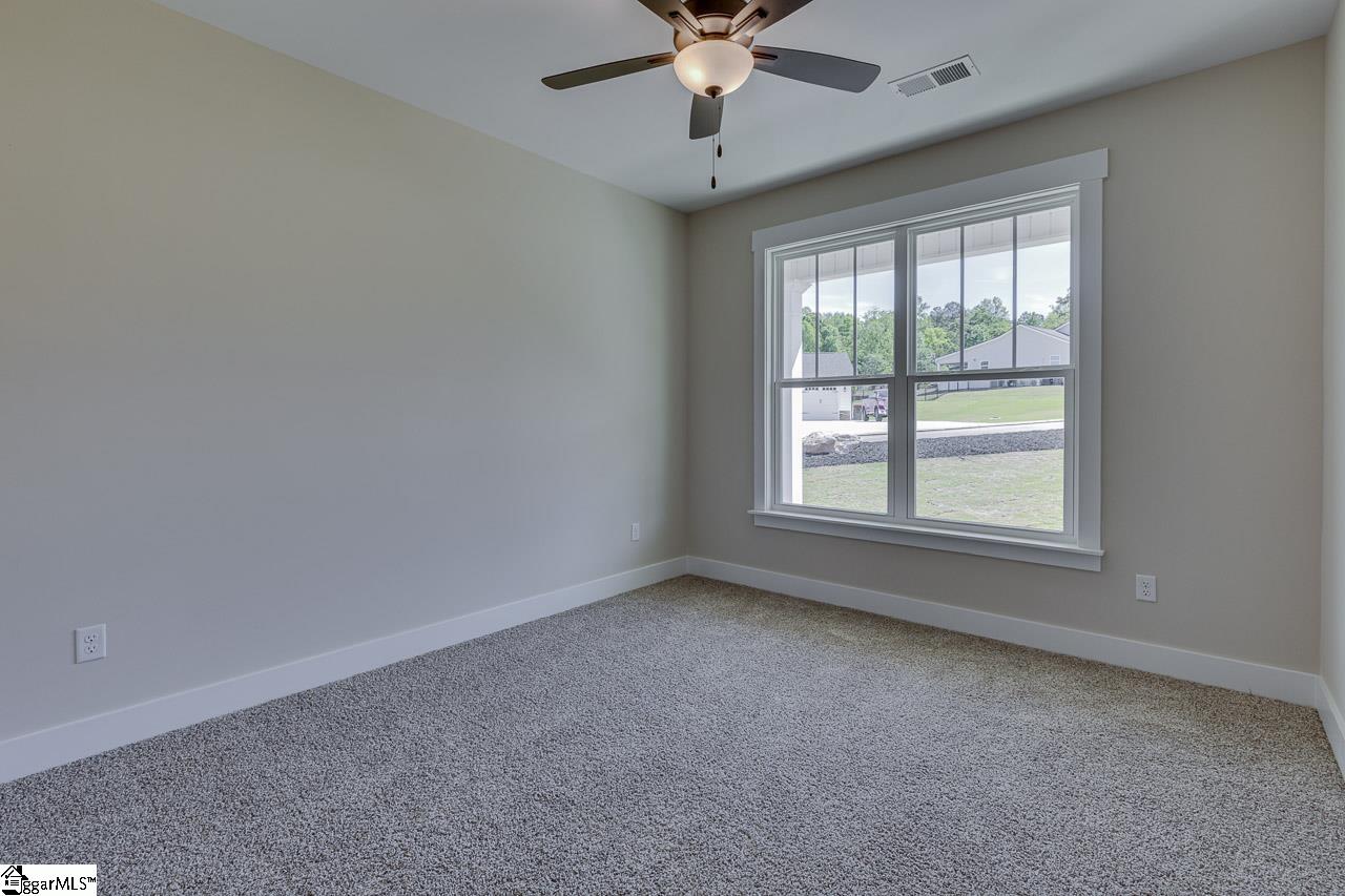 102 Powell Court Property Photo 20