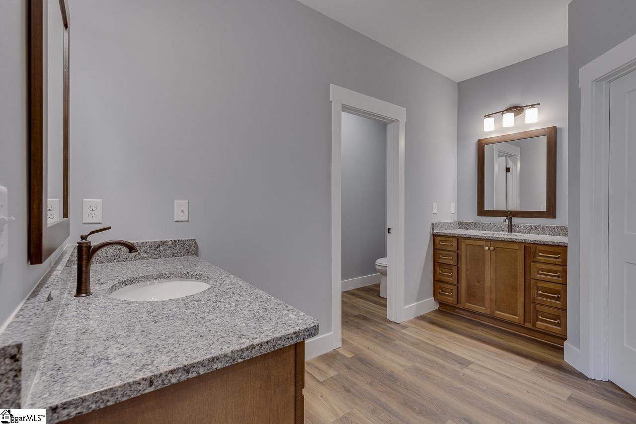 102 Powell Court Property Photo 26