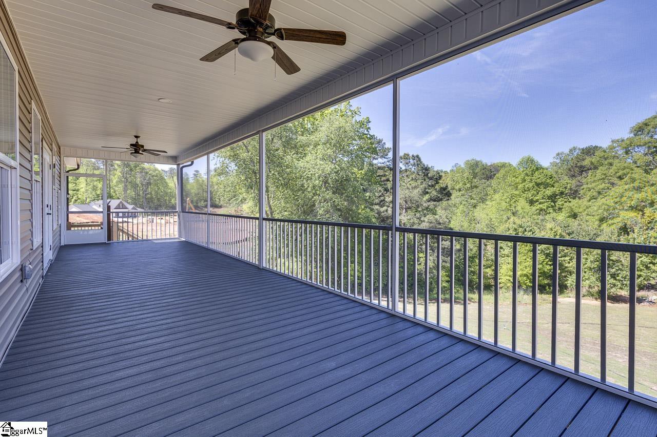 102 Powell Court Property Photo 31