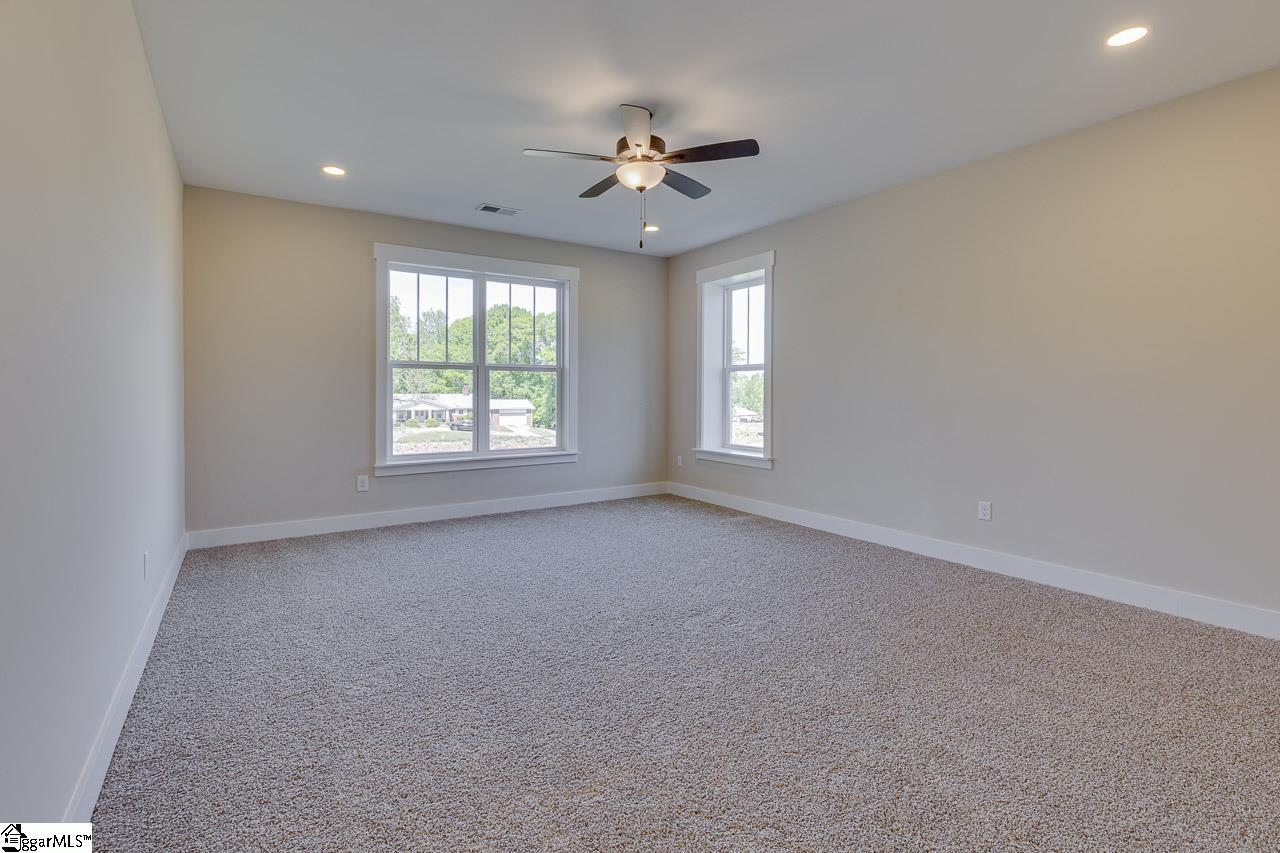 102 Powell Court Property Photo 46