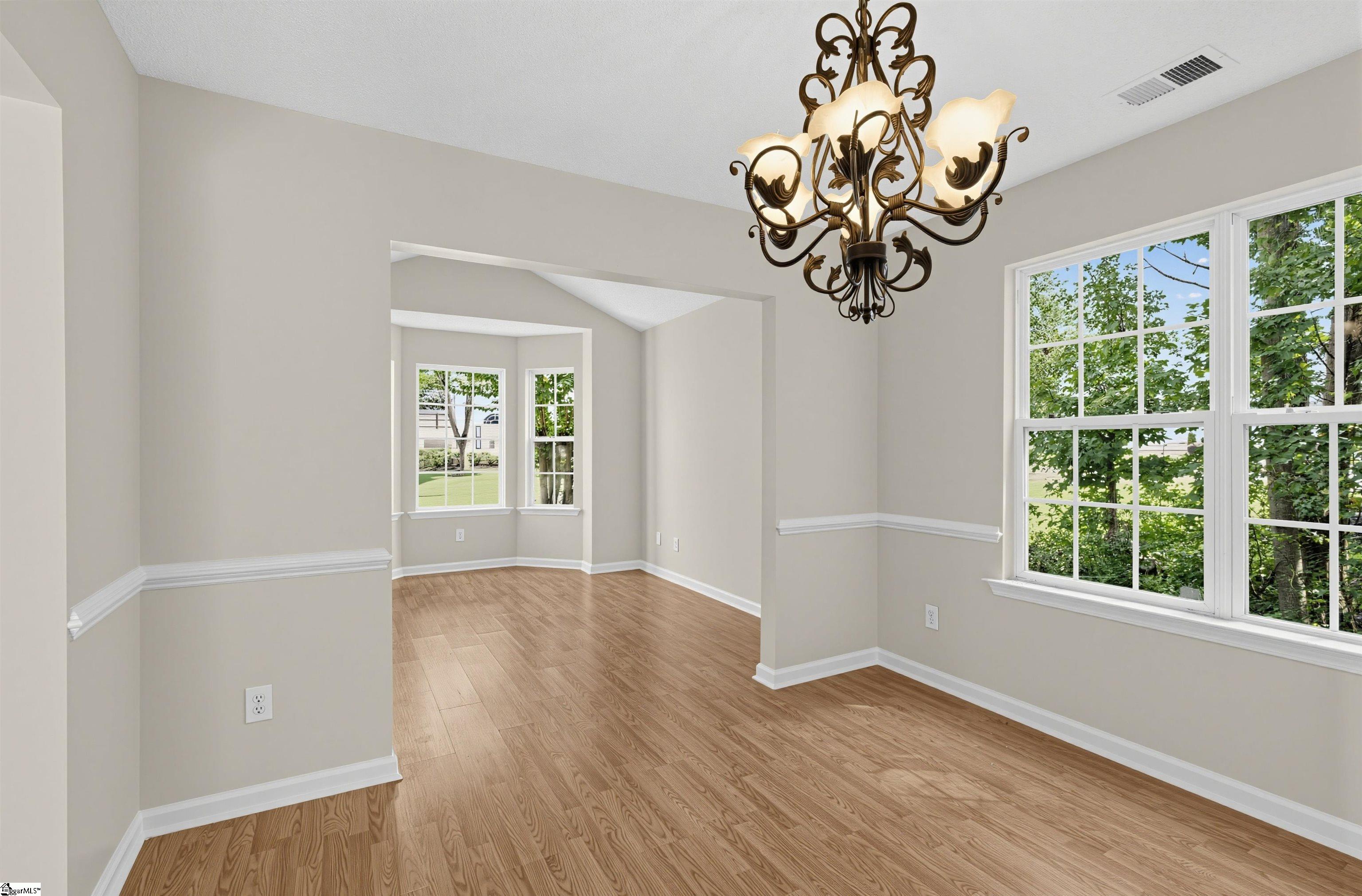 6 Stapleford Park Property Photo 2