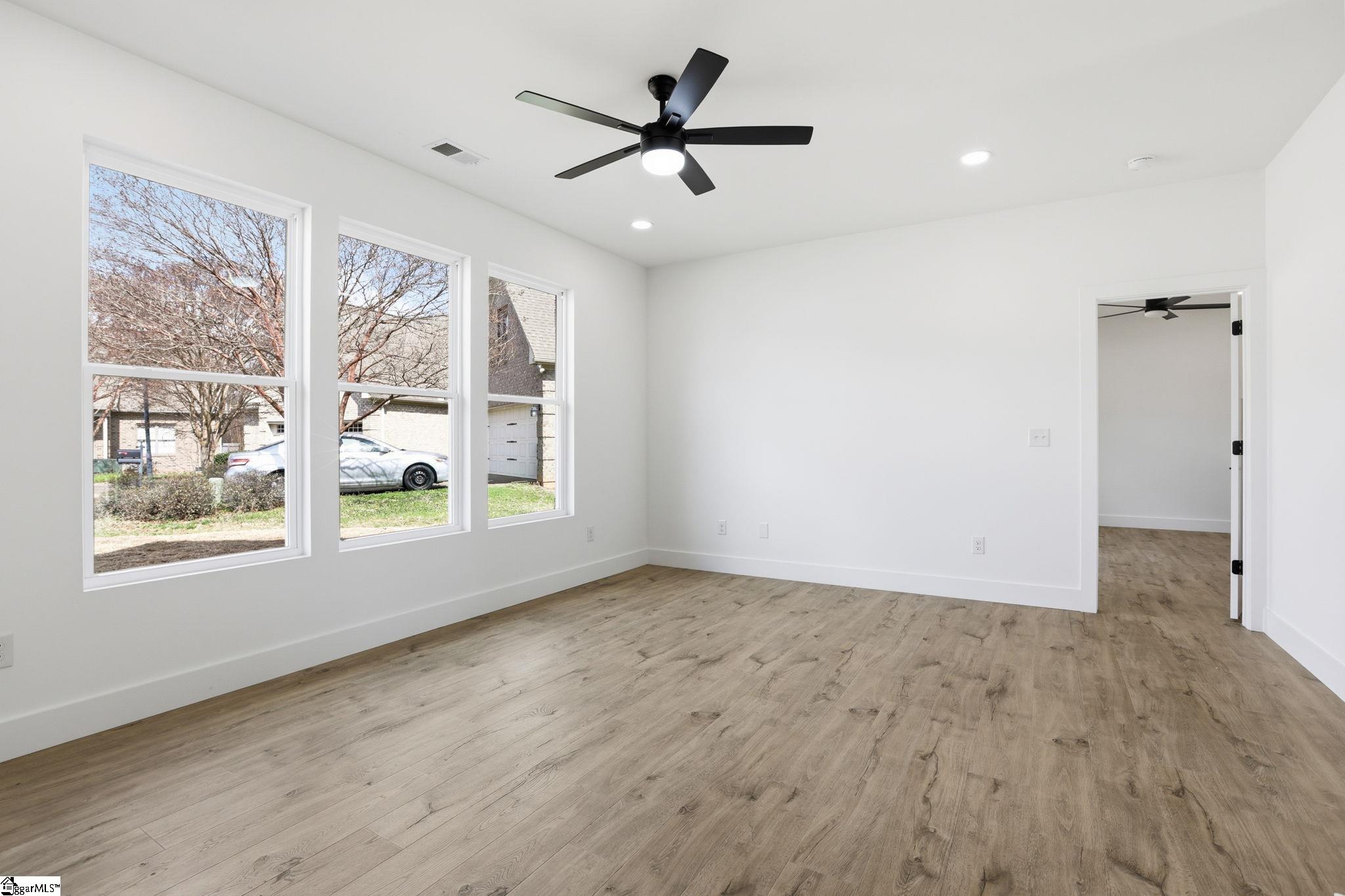 432 Ambiance Court Property Photo 4