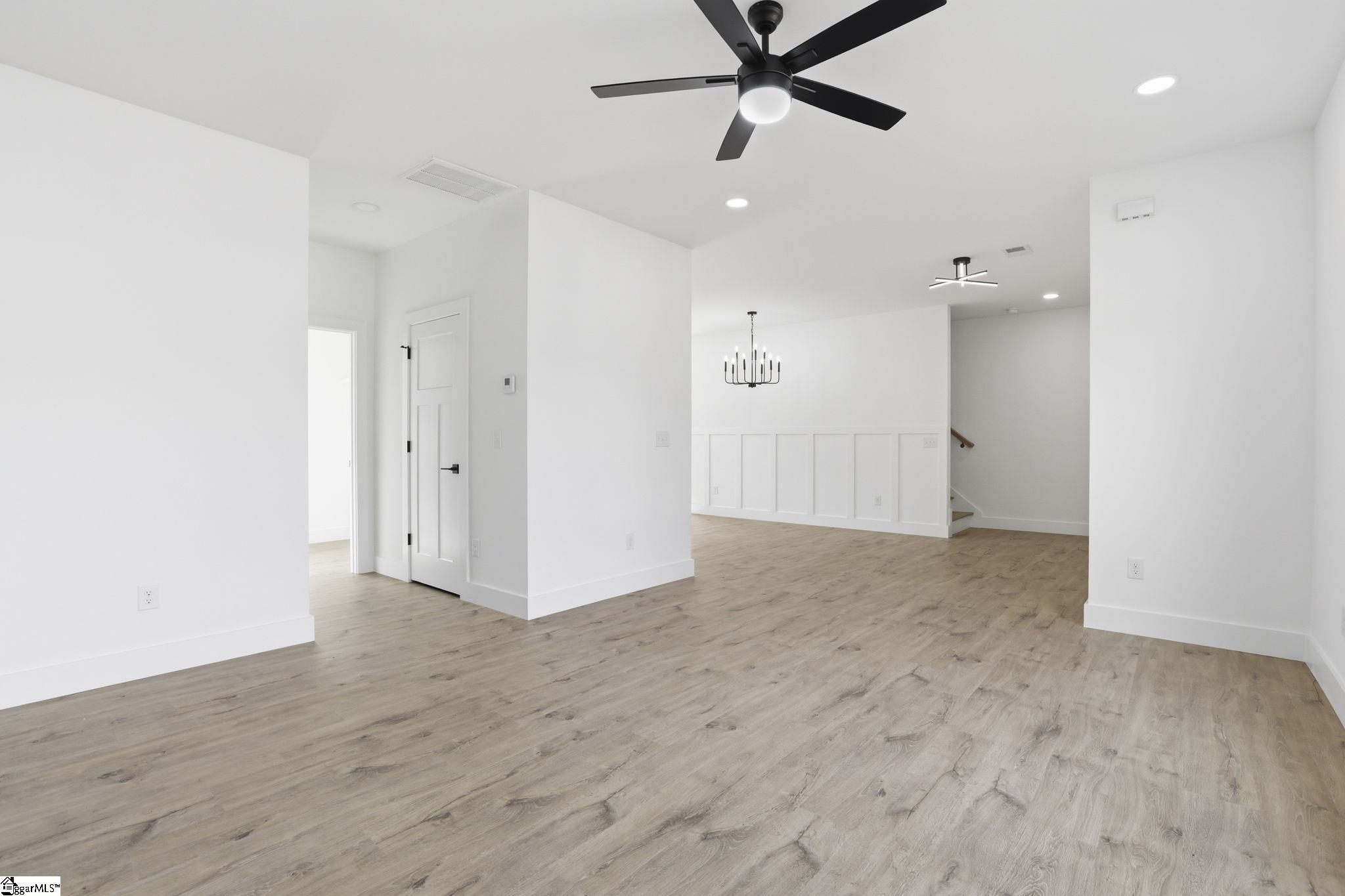 432 Ambiance Court Property Photo 5