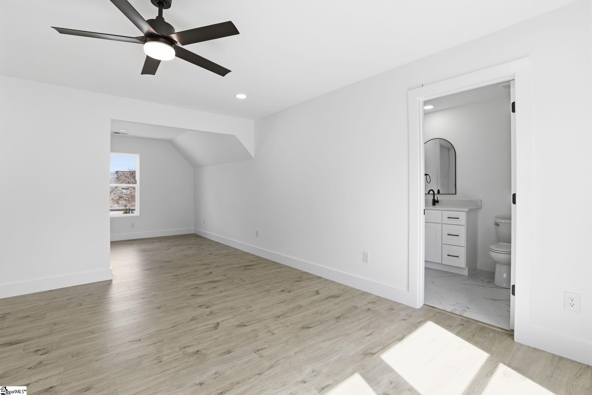 432 Ambiance Court Property Photo 14