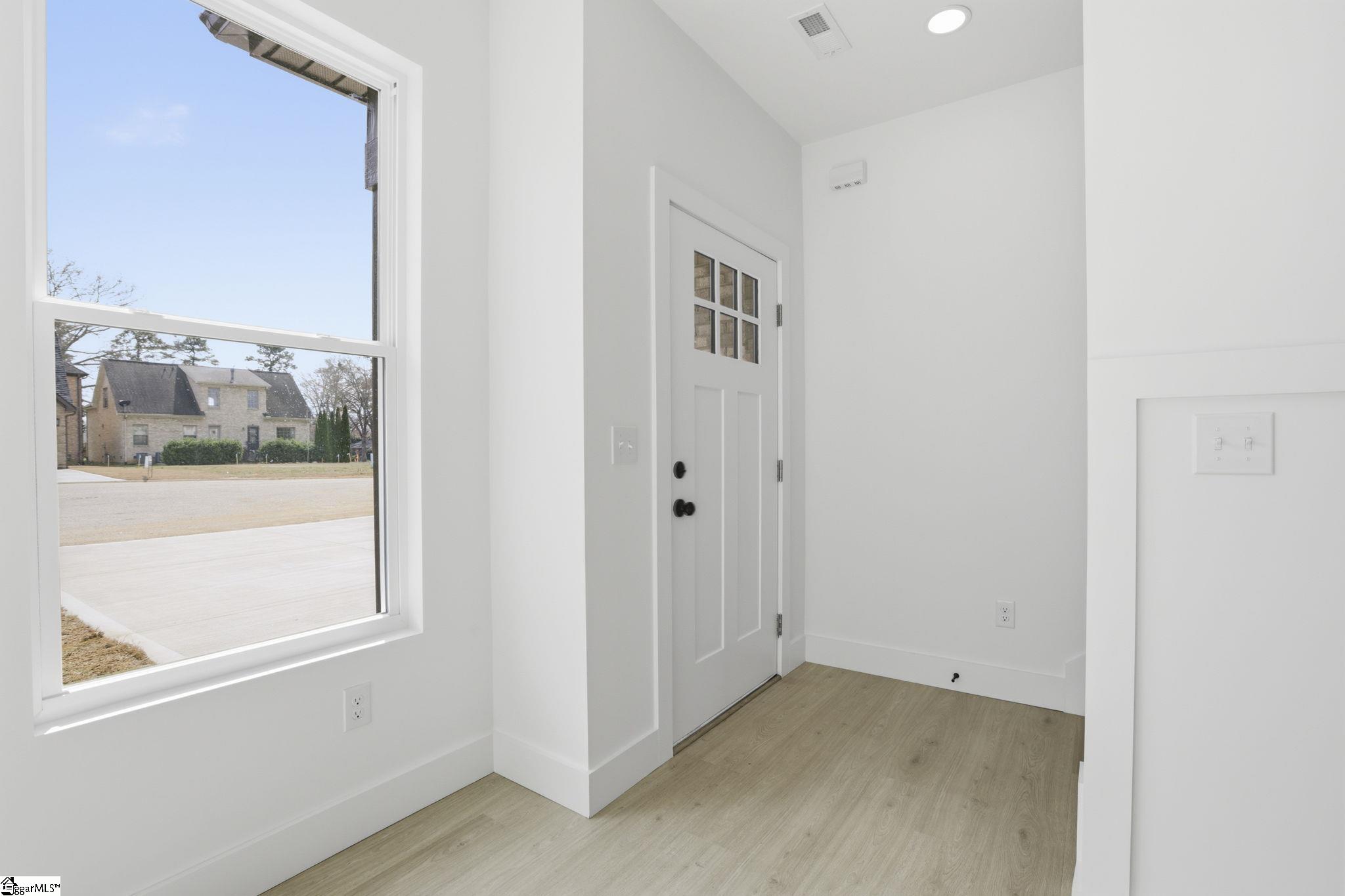 433 Ambiance Court Property Photo 3