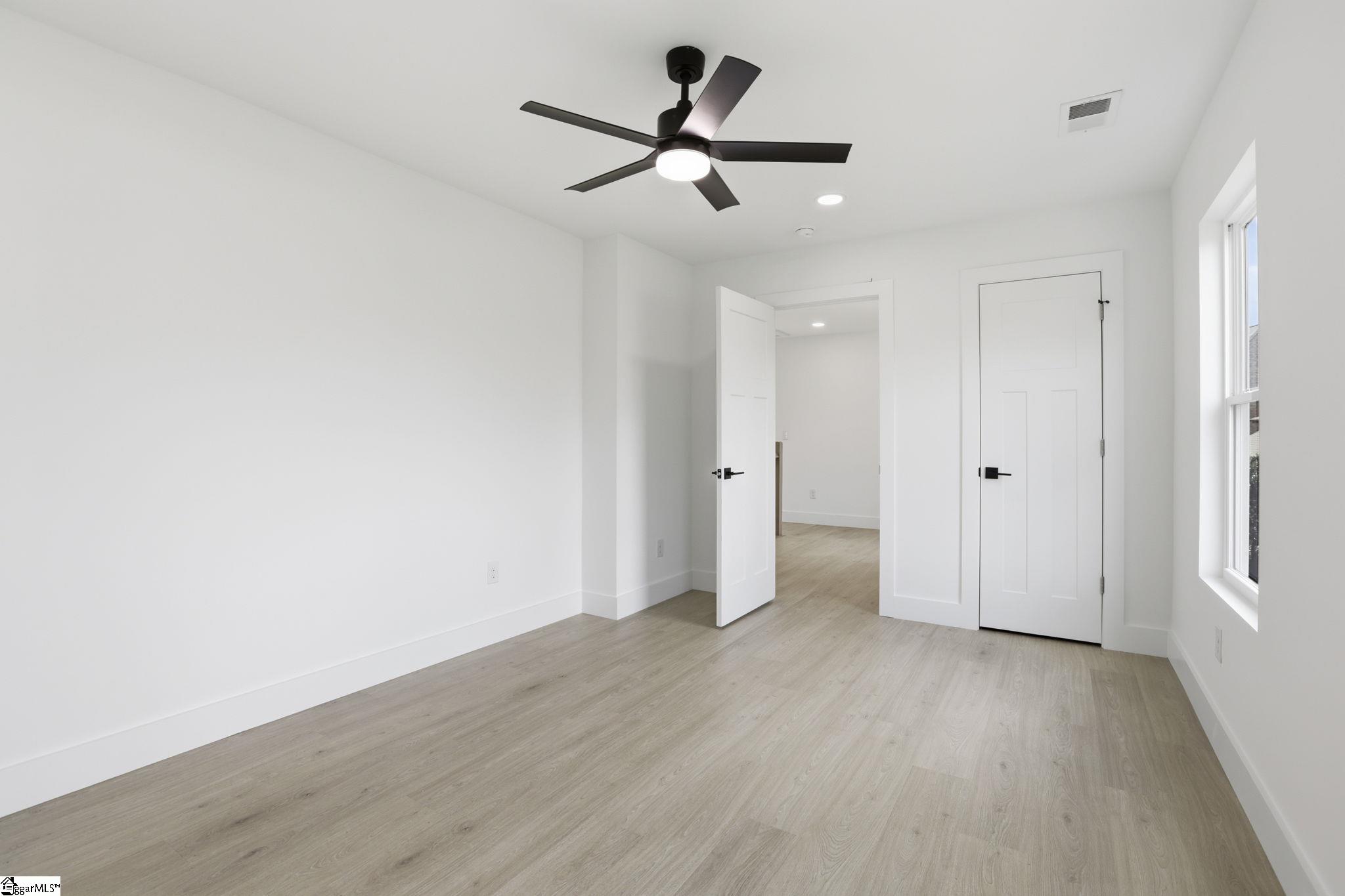 433 Ambiance Court Property Photo 16