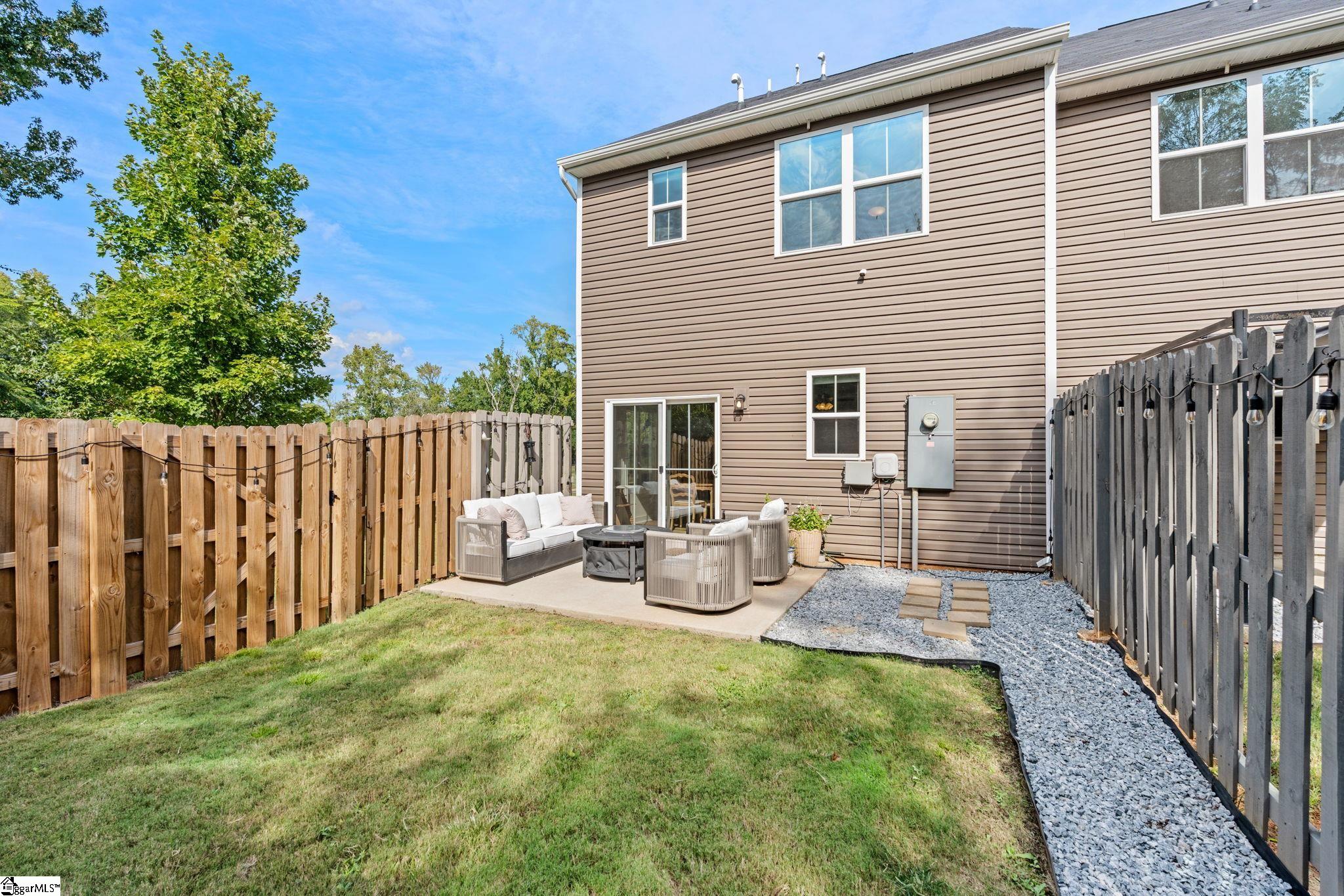 135 Lilywood Court Property Photo 7