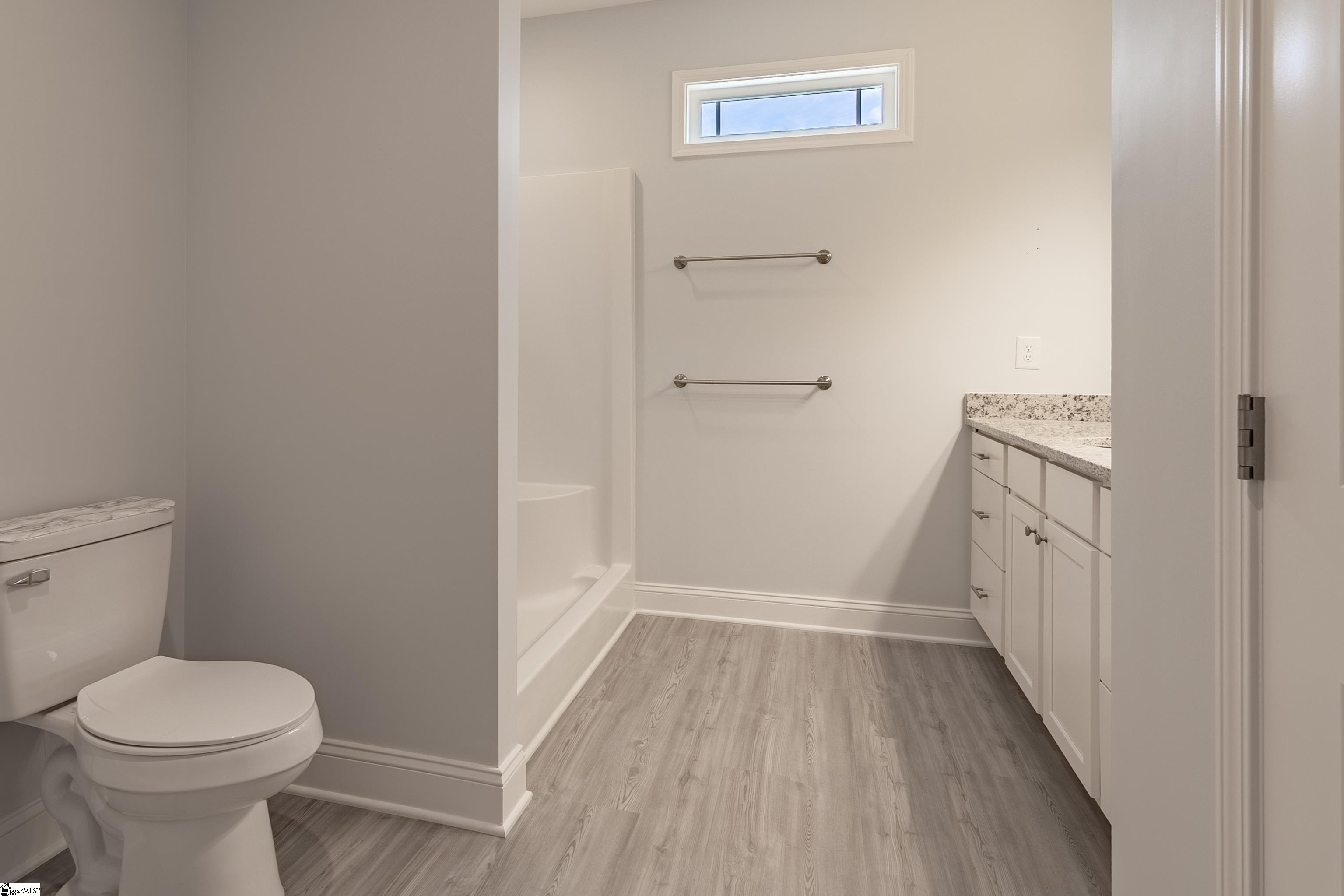 1719 Gerrard Road Property Photo 31