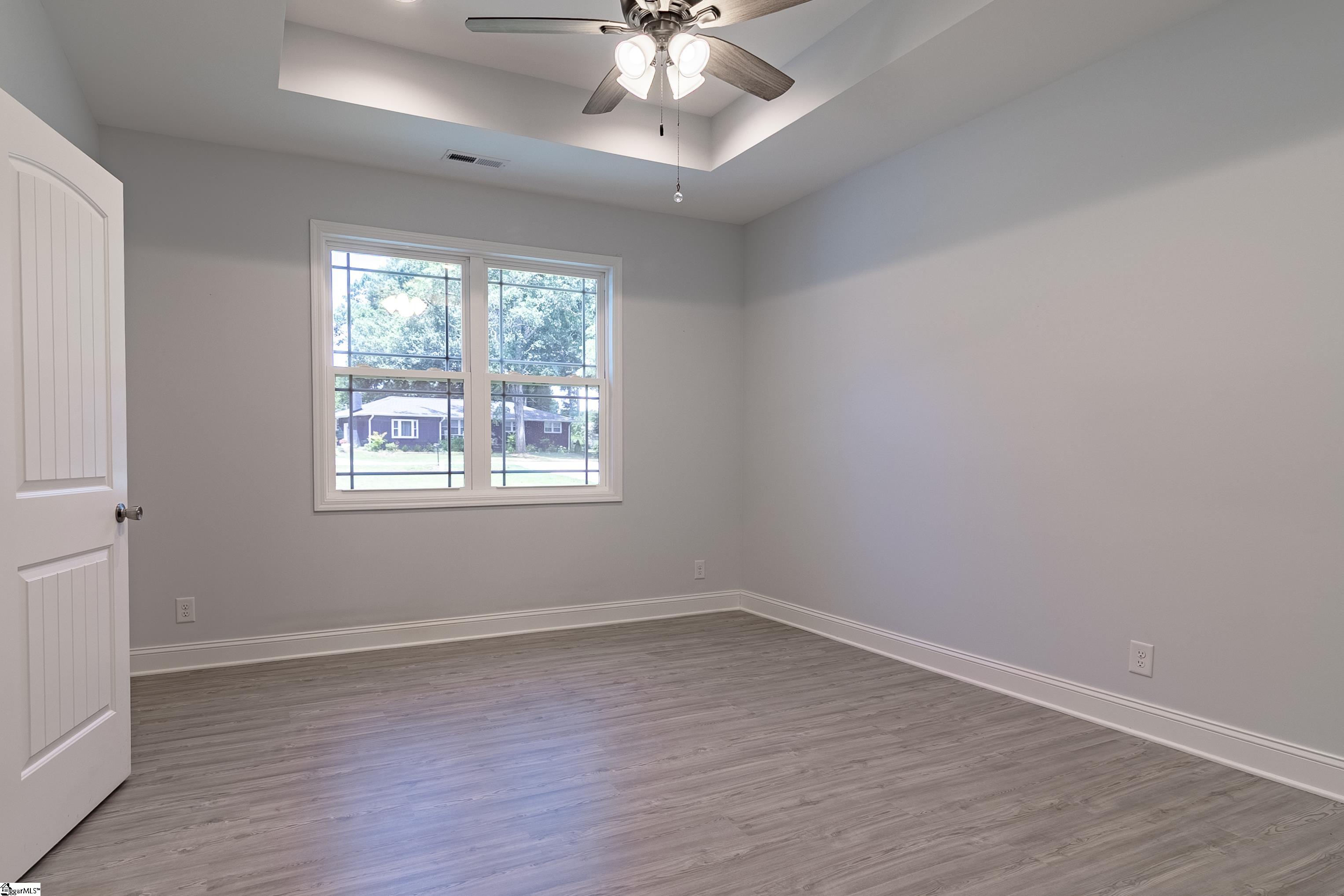 1719 Gerrard Road Property Photo 32