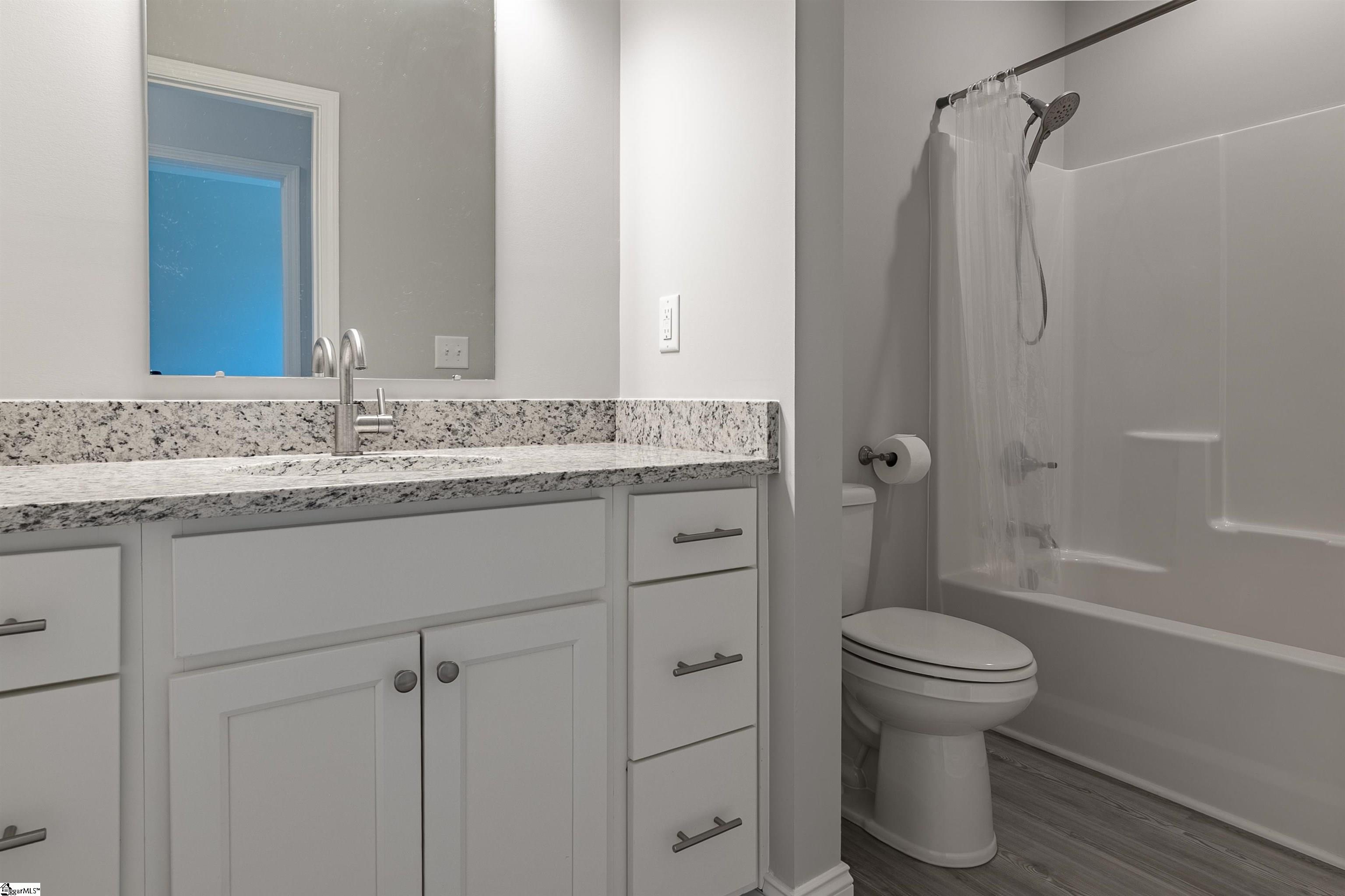 1719 Gerrard Road Property Photo 35