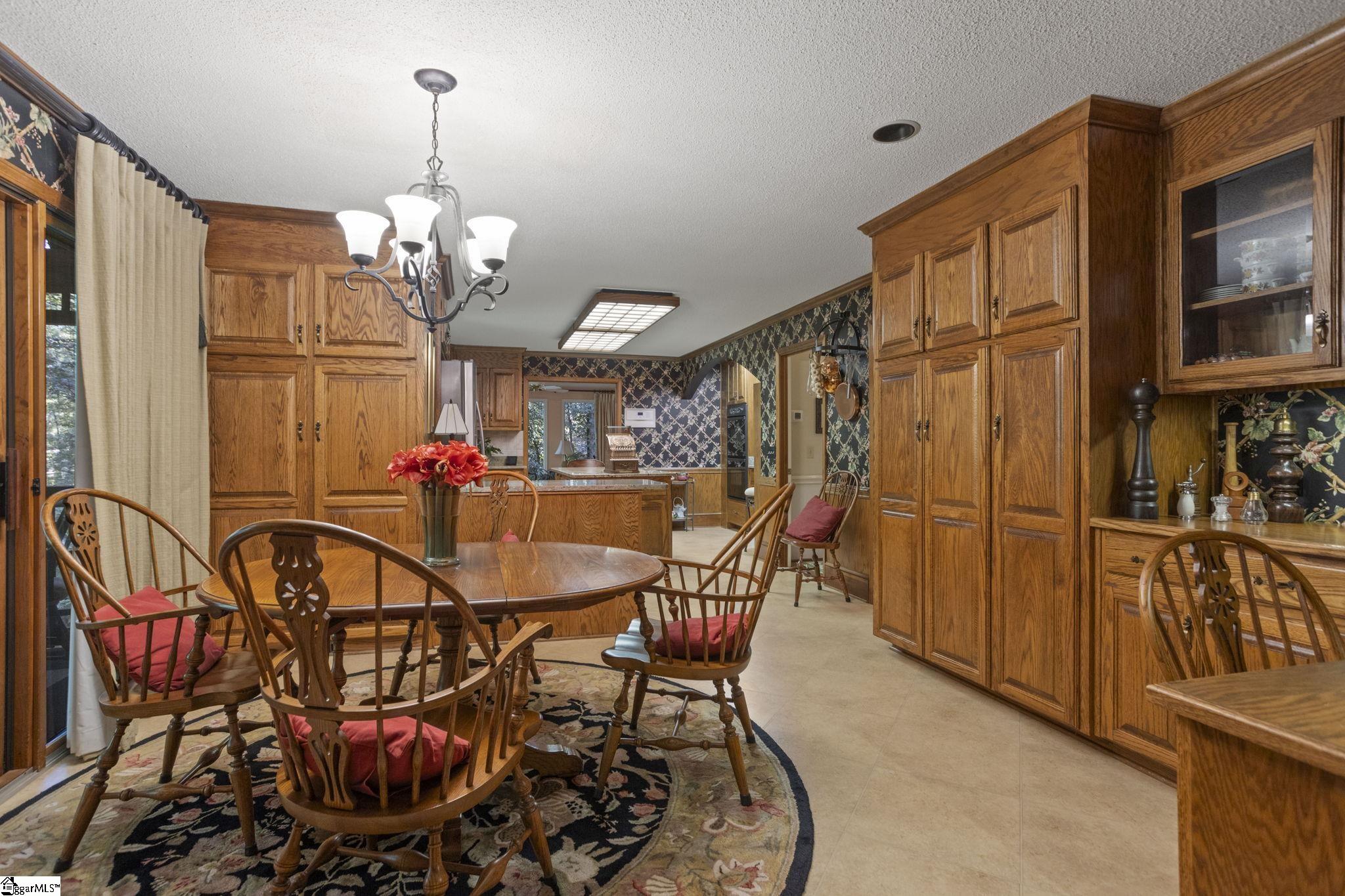 1228 Shadowood Drive Property Photo 14