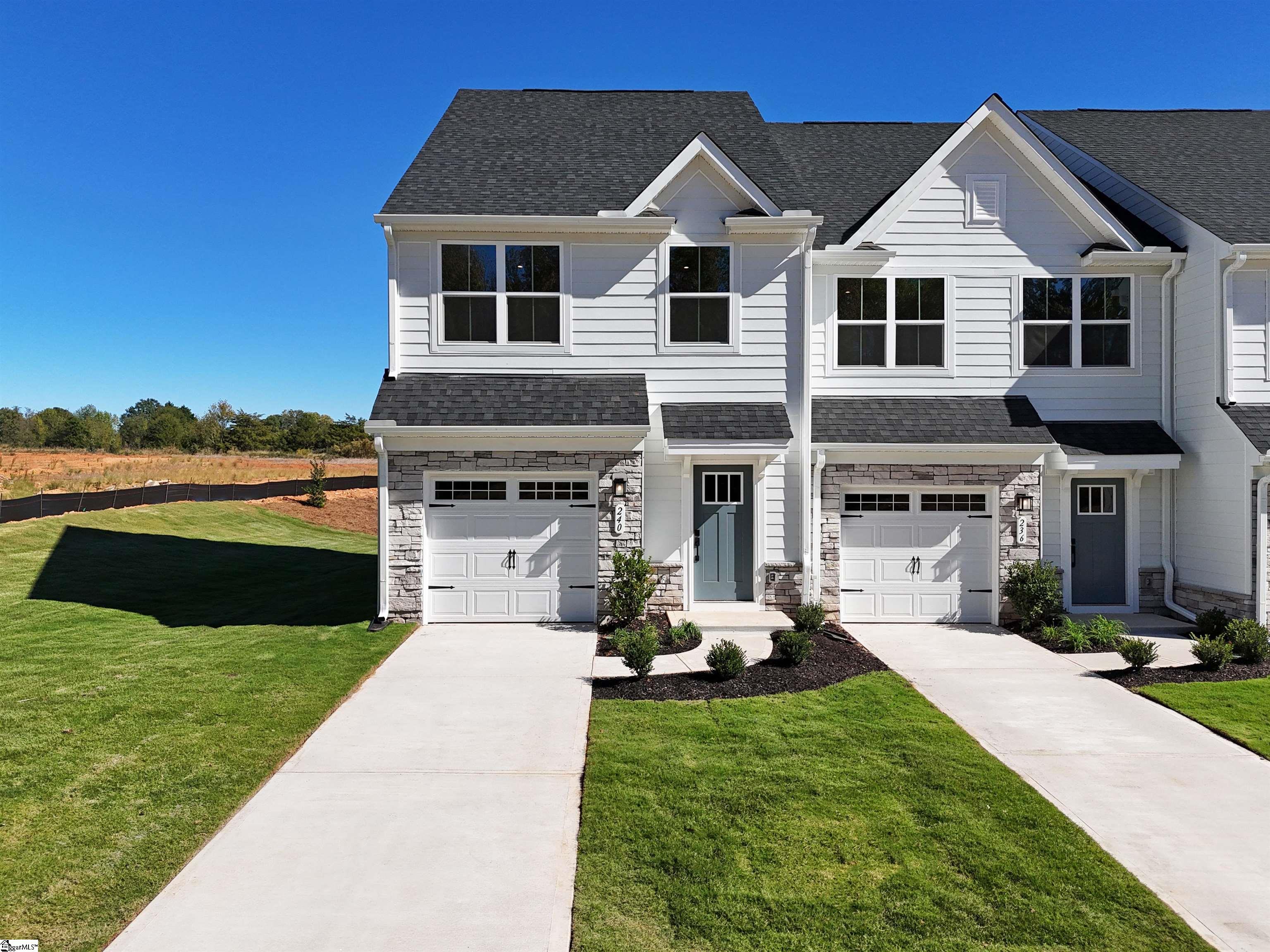 1603849 Property Photo 1