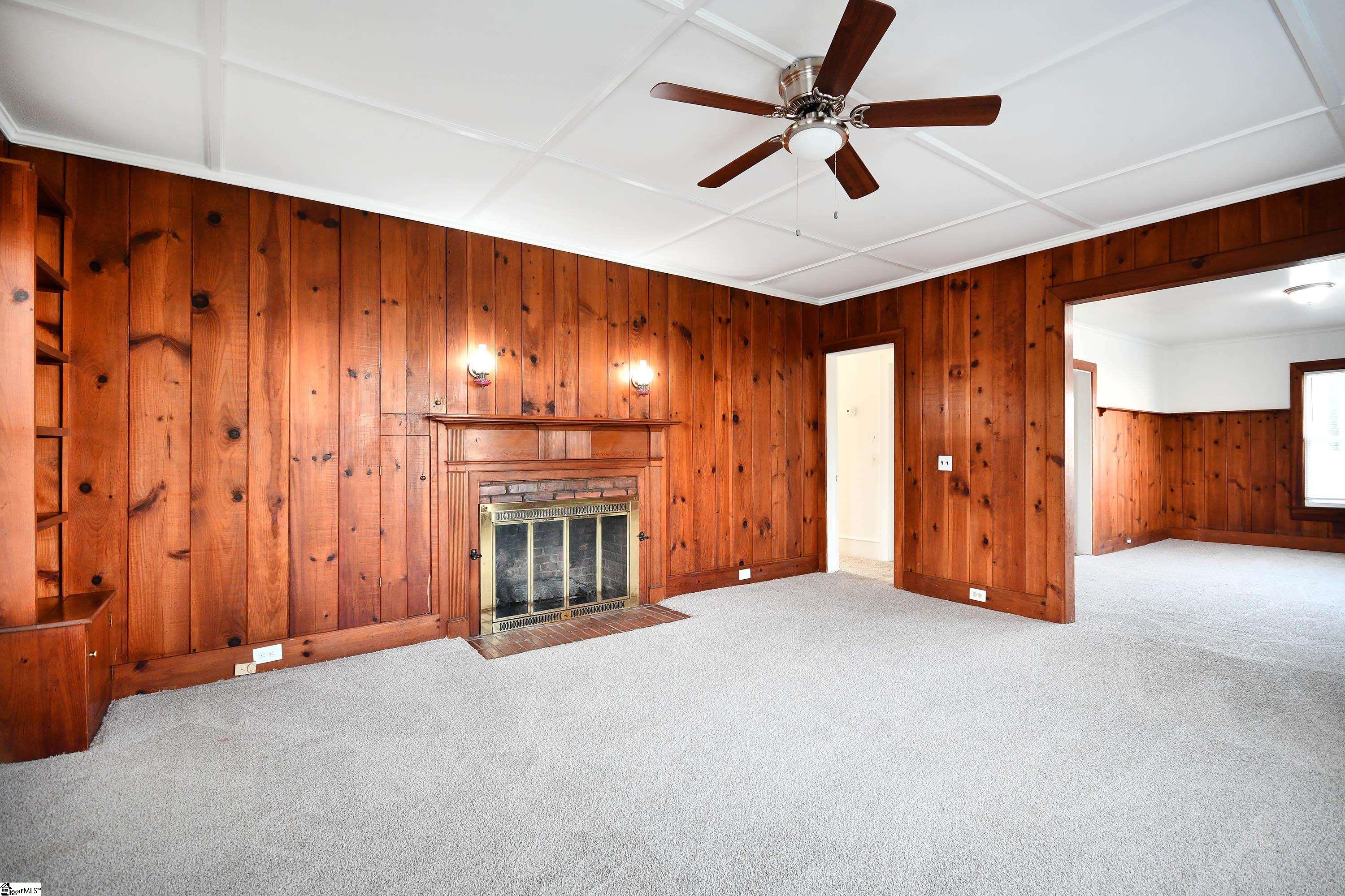 210 Walnut Hill Drive Property Photo 5