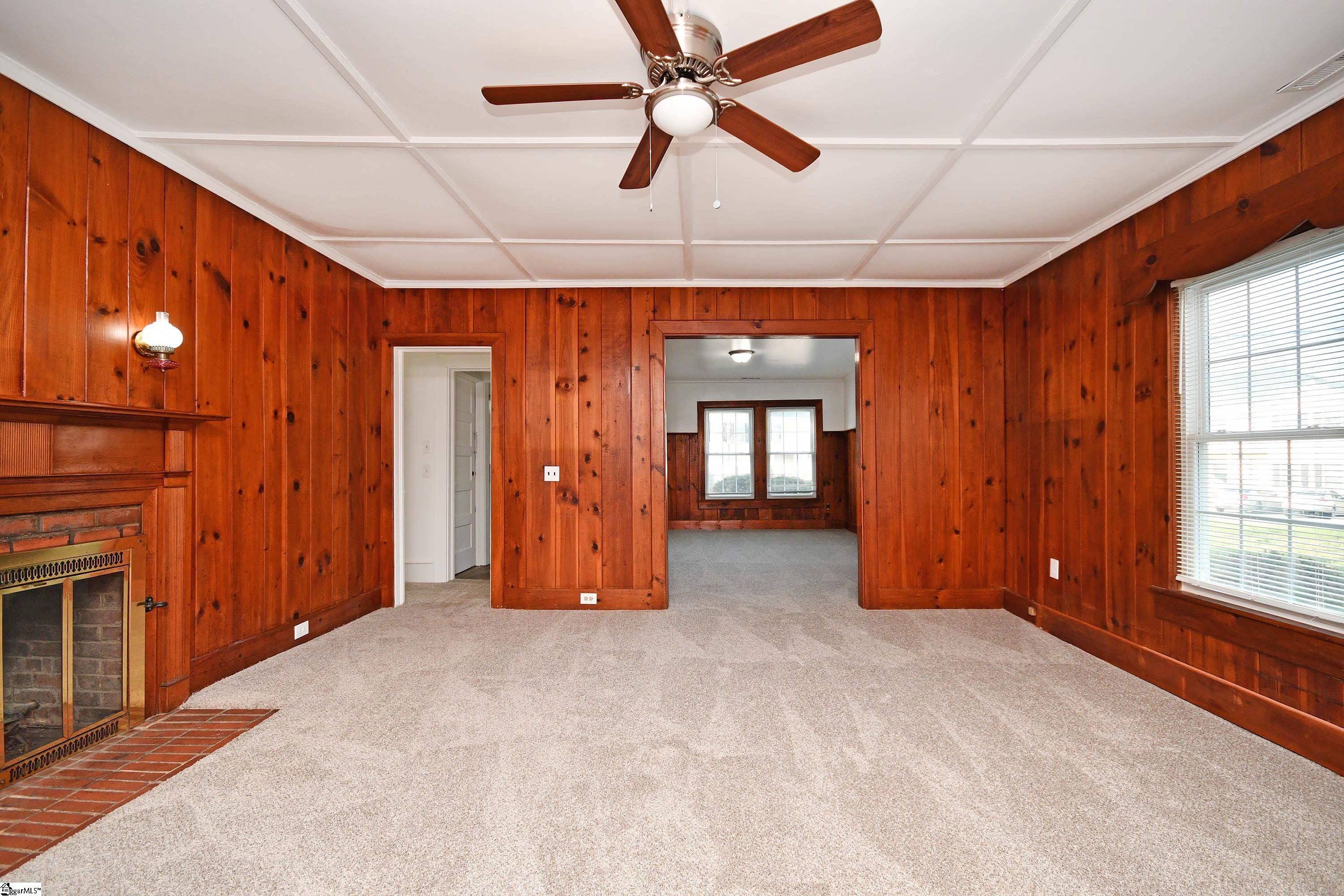 210 Walnut Hill Drive Property Photo 7
