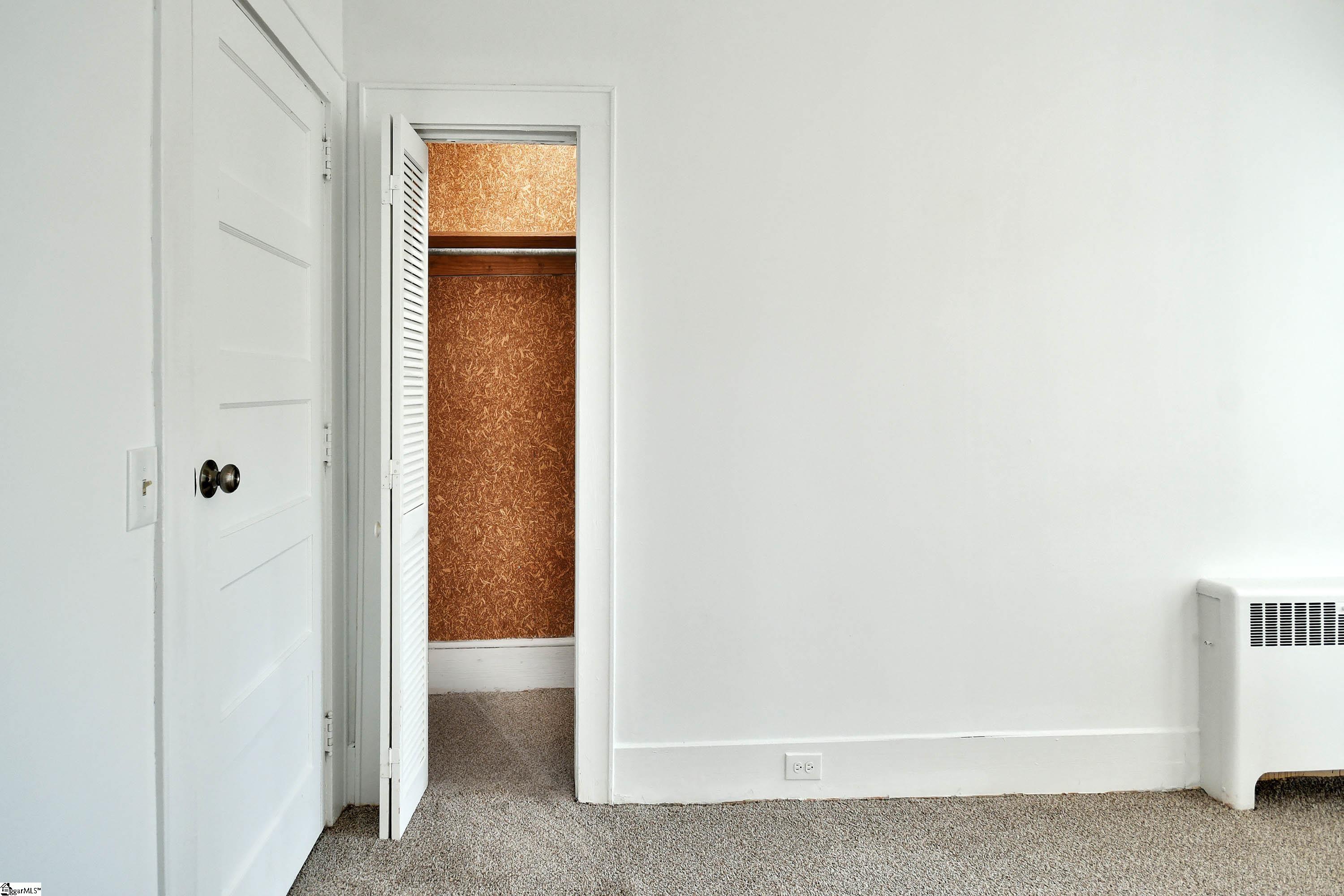 210 Walnut Hill Drive Property Photo 23