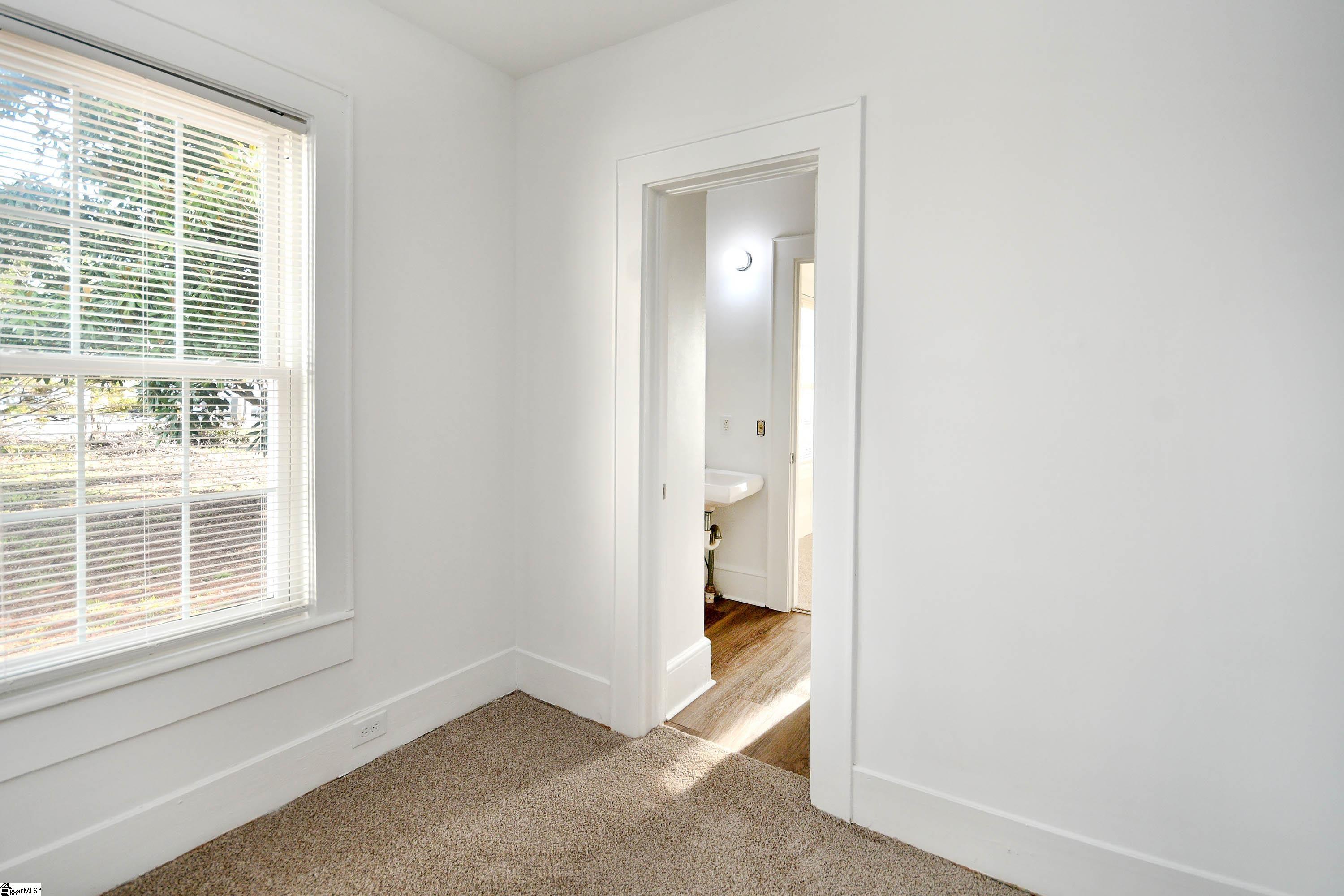 210 Walnut Hill Drive Property Photo 24