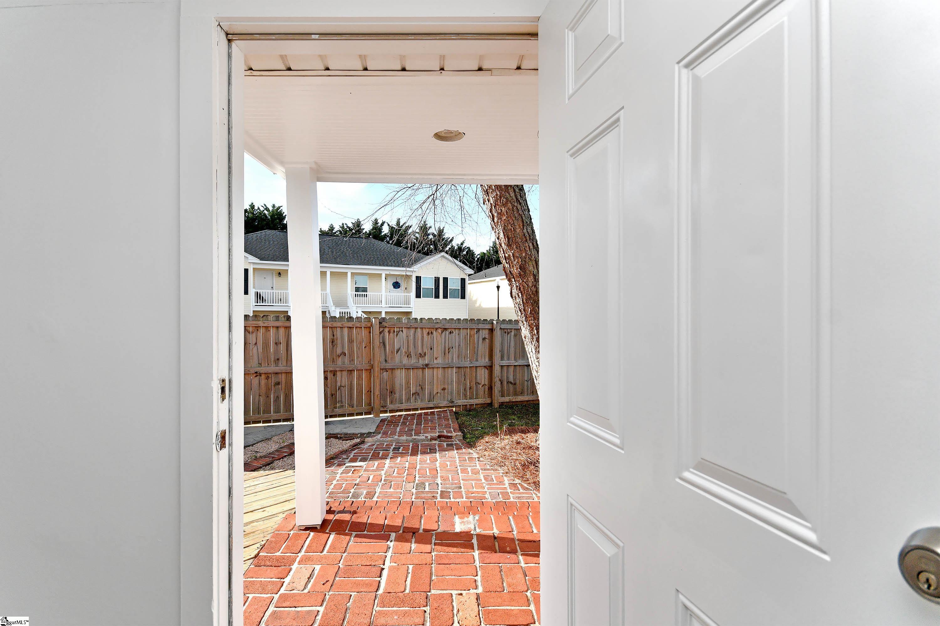 210 Walnut Hill Drive Property Photo 44