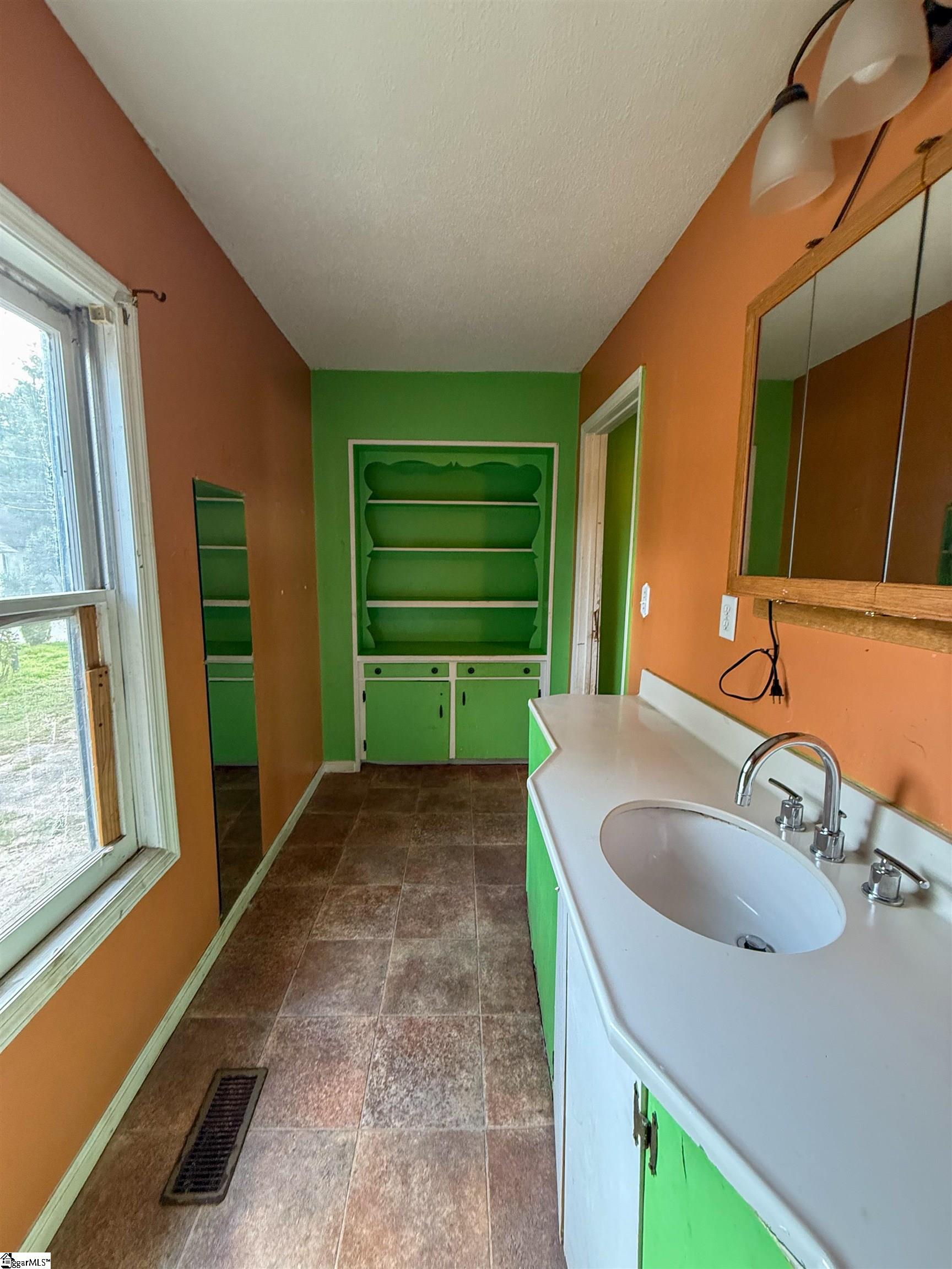 3 Piedmont Avenue Property Photo 7