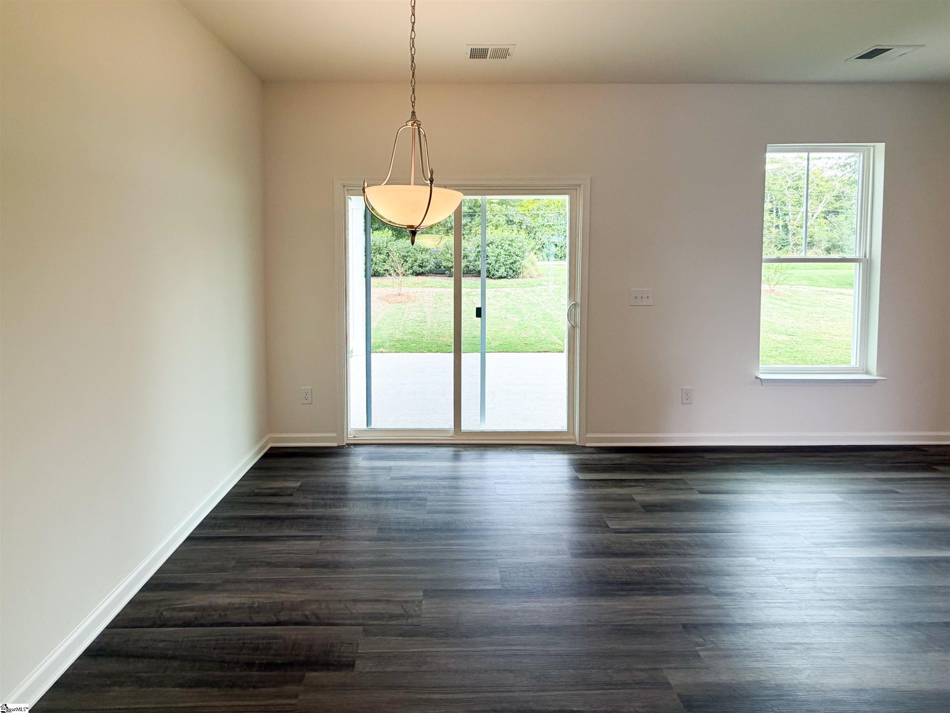 620 Whittier Street Property Photo 8