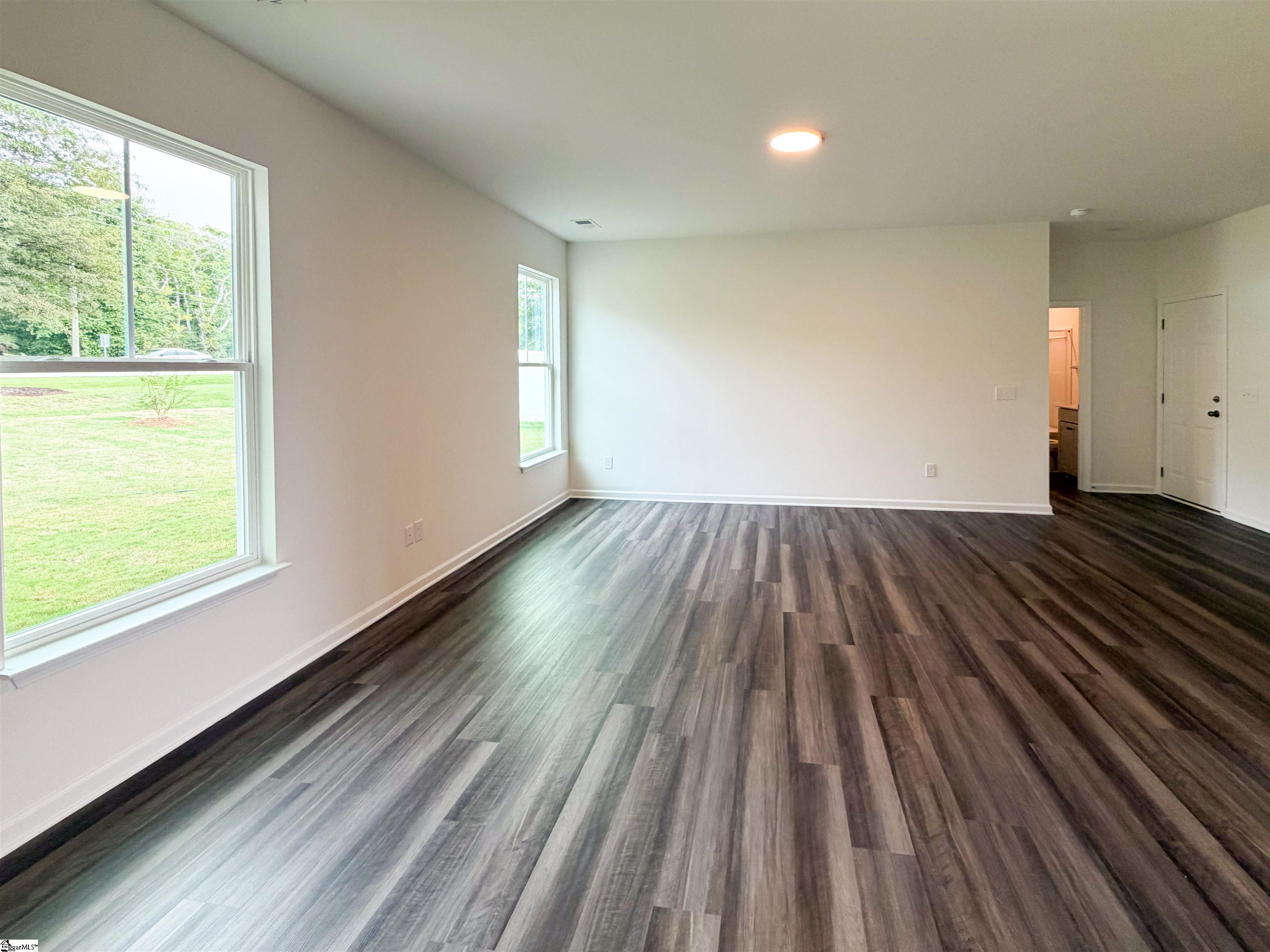 620 Whittier Street Property Photo 9