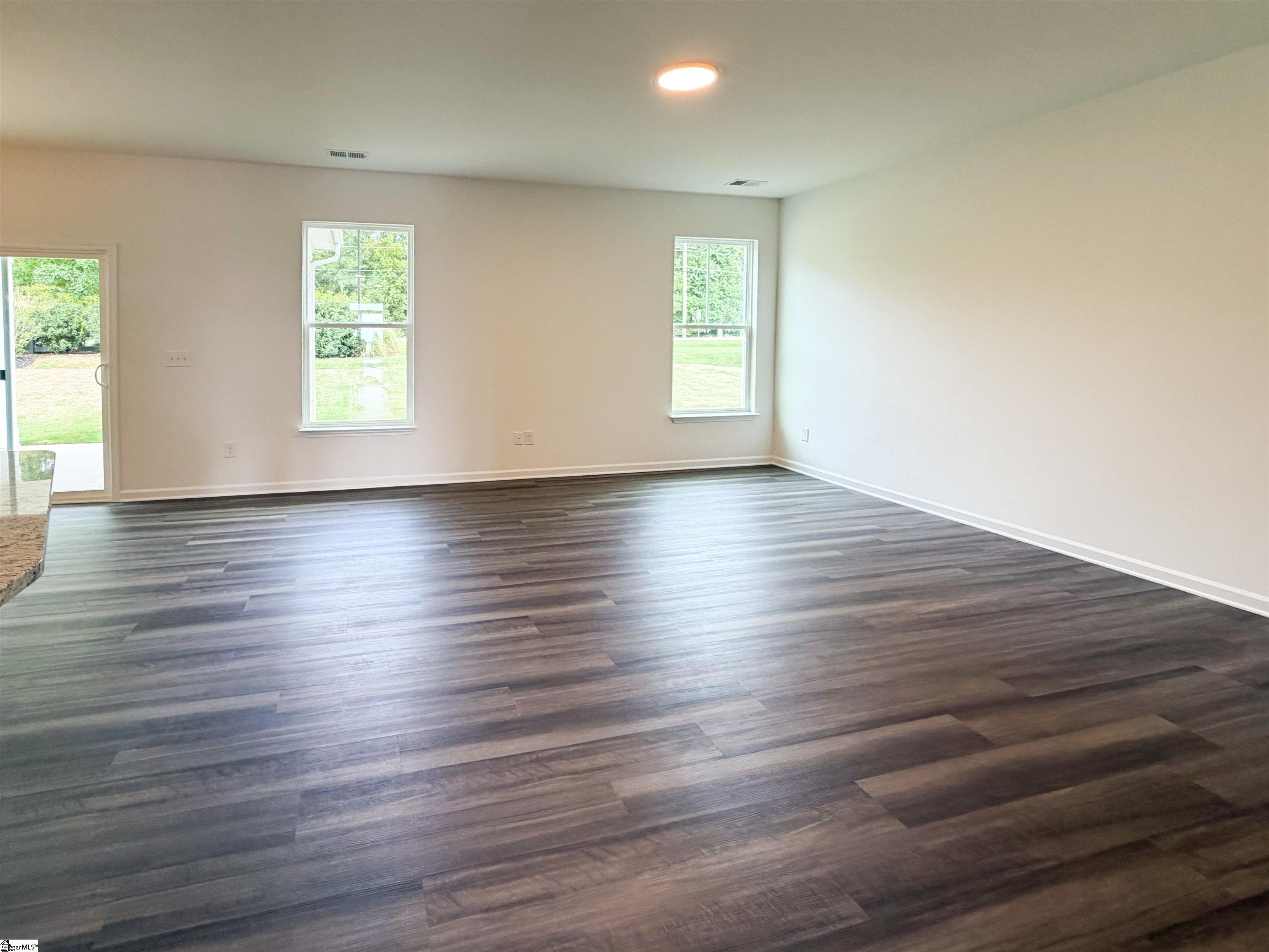 620 Whittier Street Property Photo 10