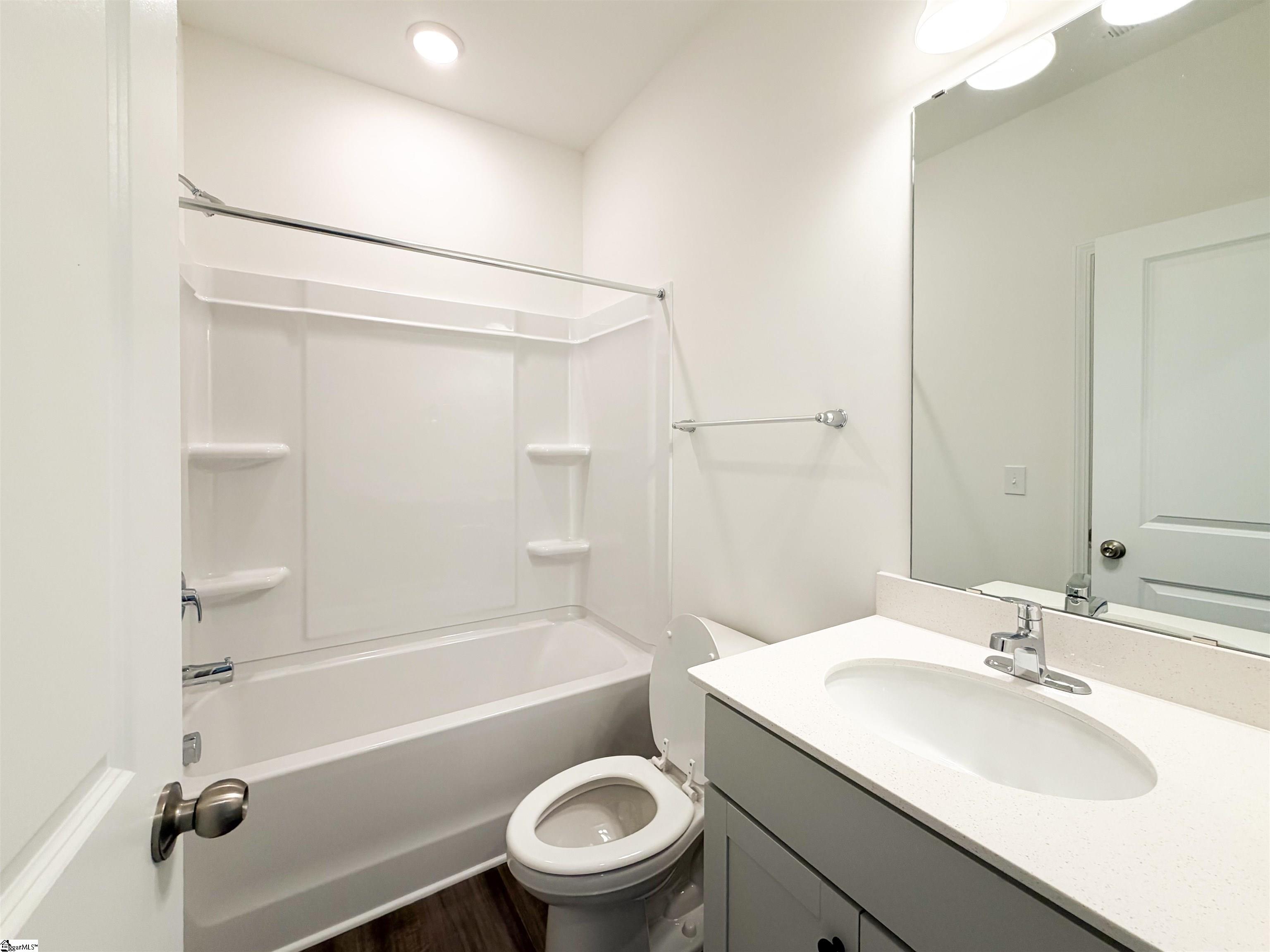 620 Whittier Street Property Photo 13