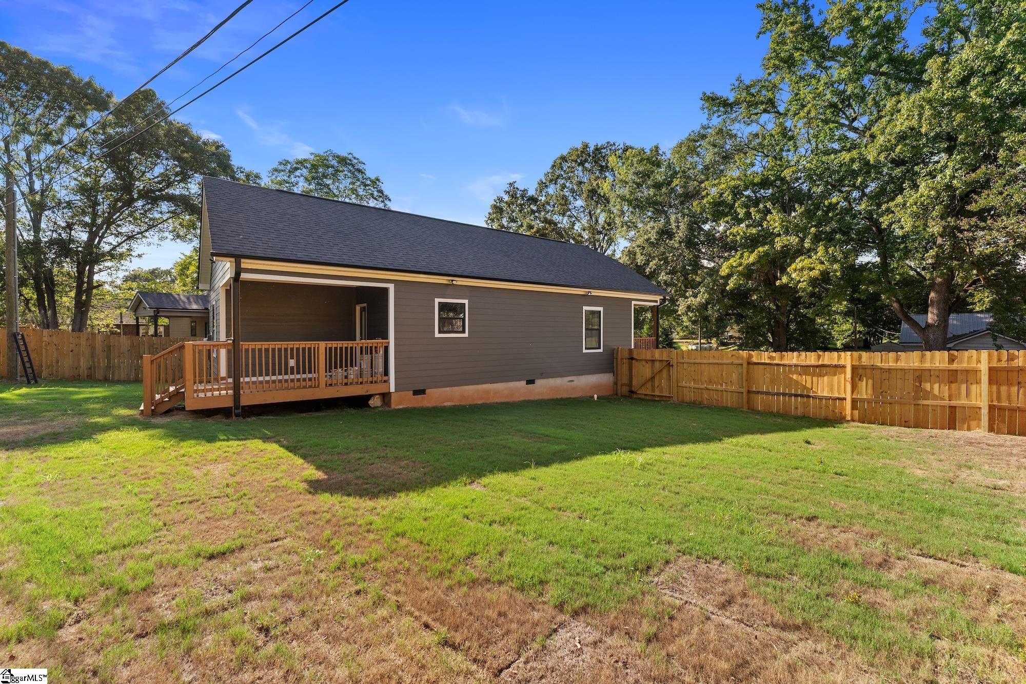 501 Rogers Street Property Photo 17