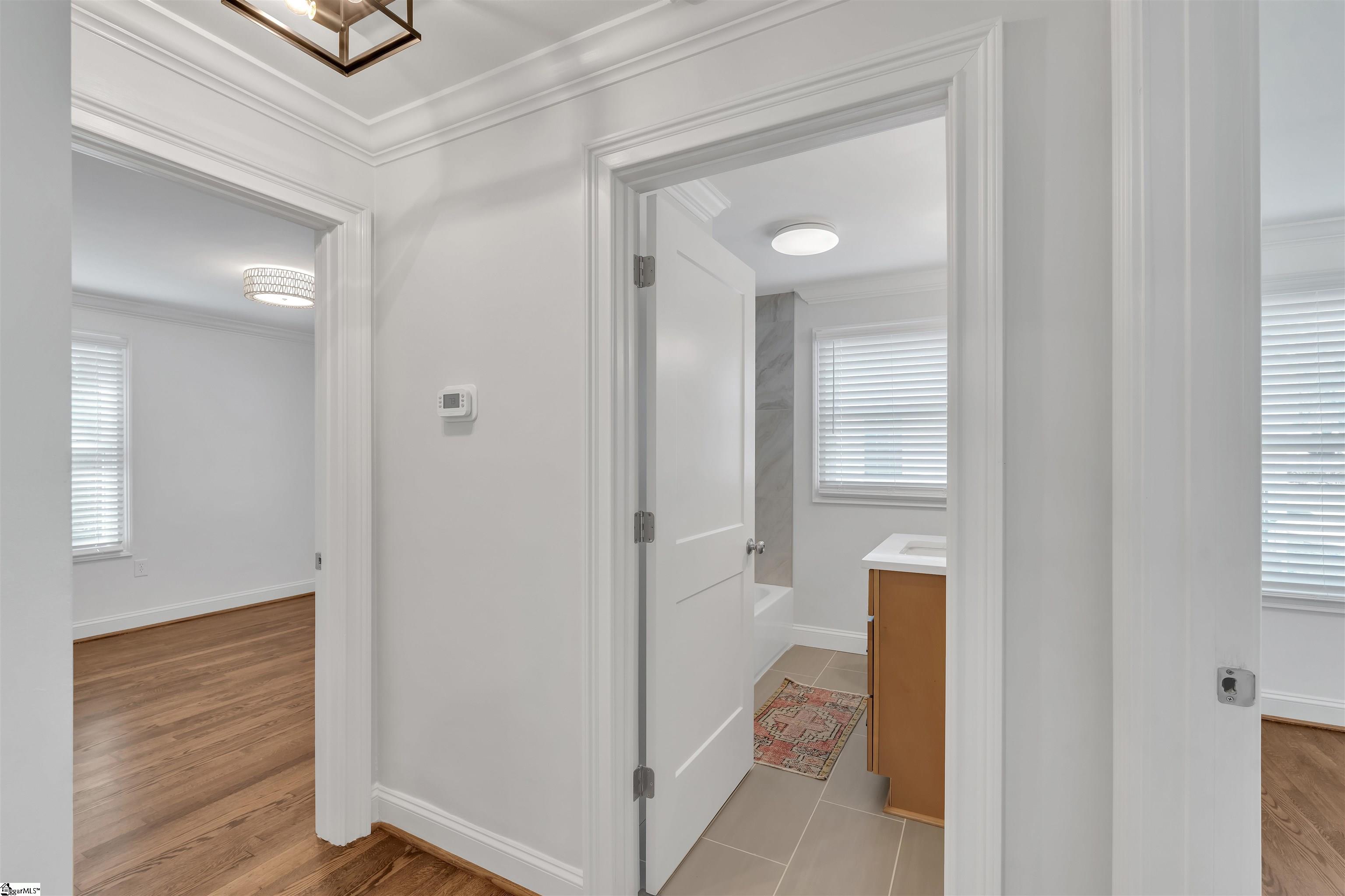 13 Pleasant Ridge Avenue Property Photo 14